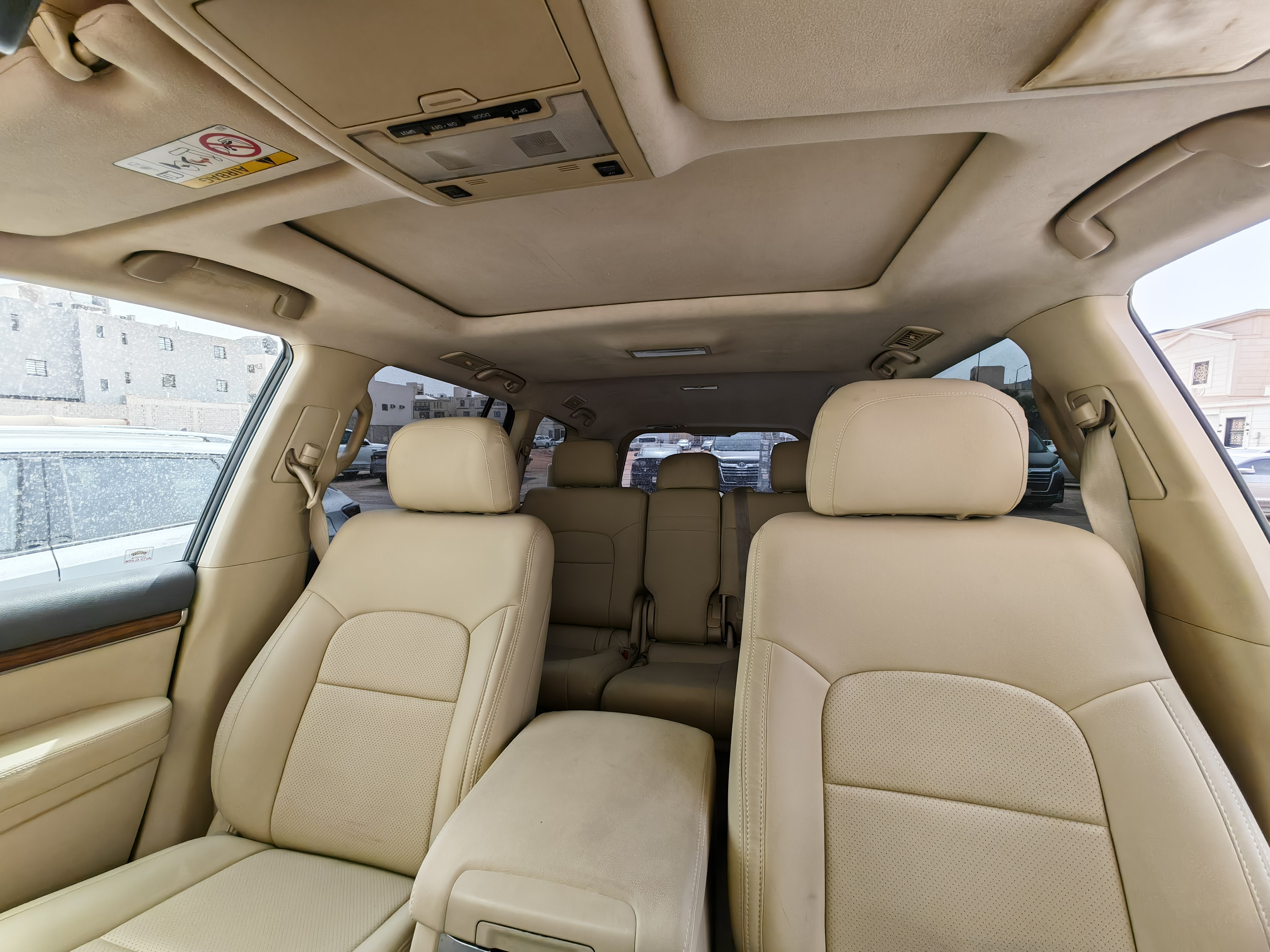 White Toyota Land Cruiser EXR 2016