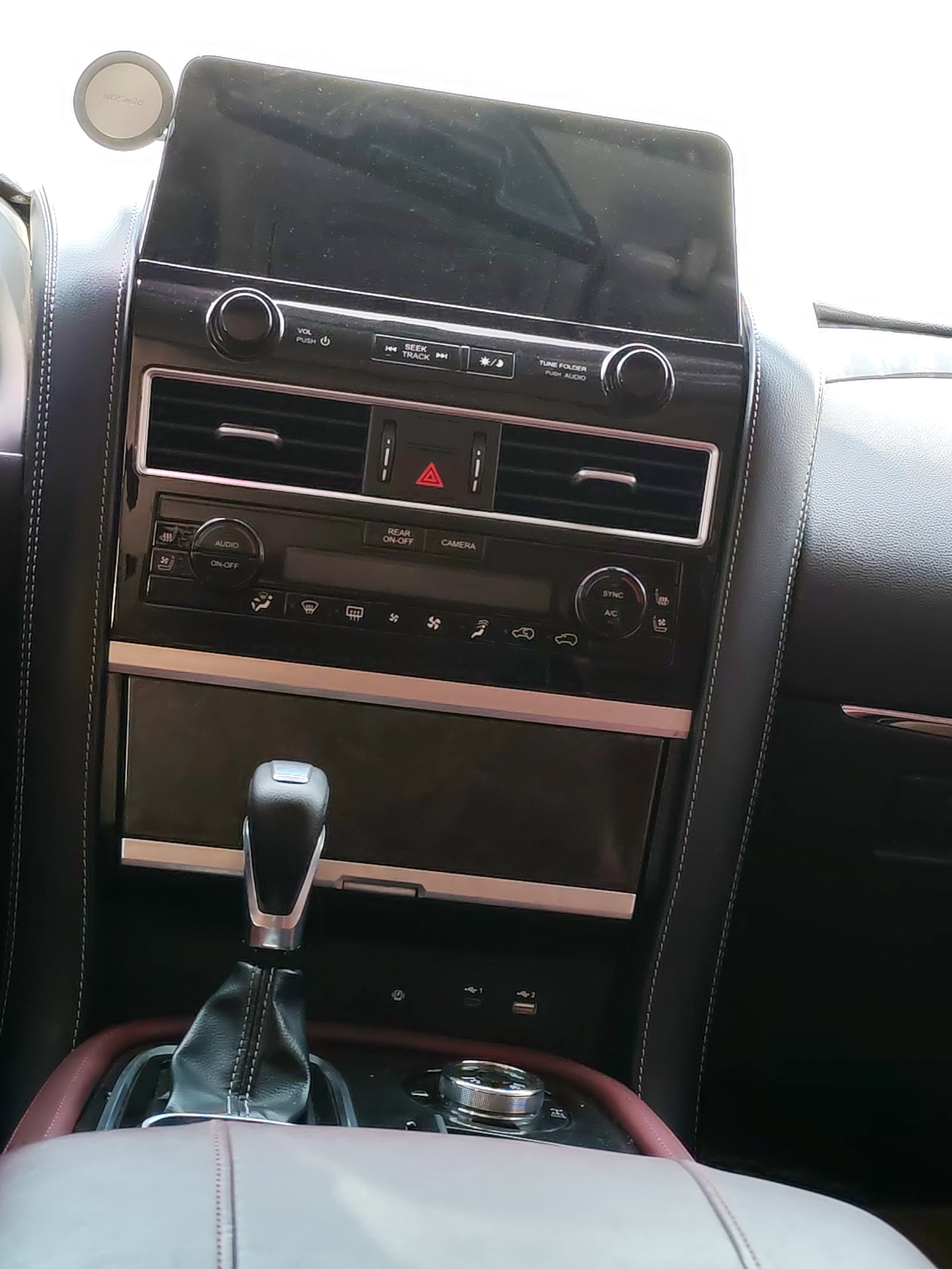 zwart Nissan Patrol LE Platinum 2015