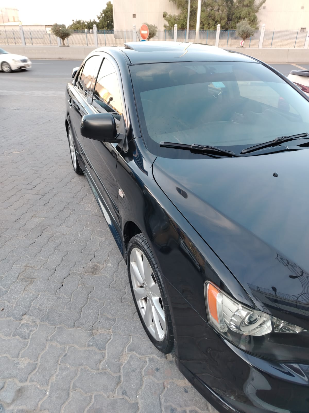 Nero Mitsubishi Lancer EX GLX 2013