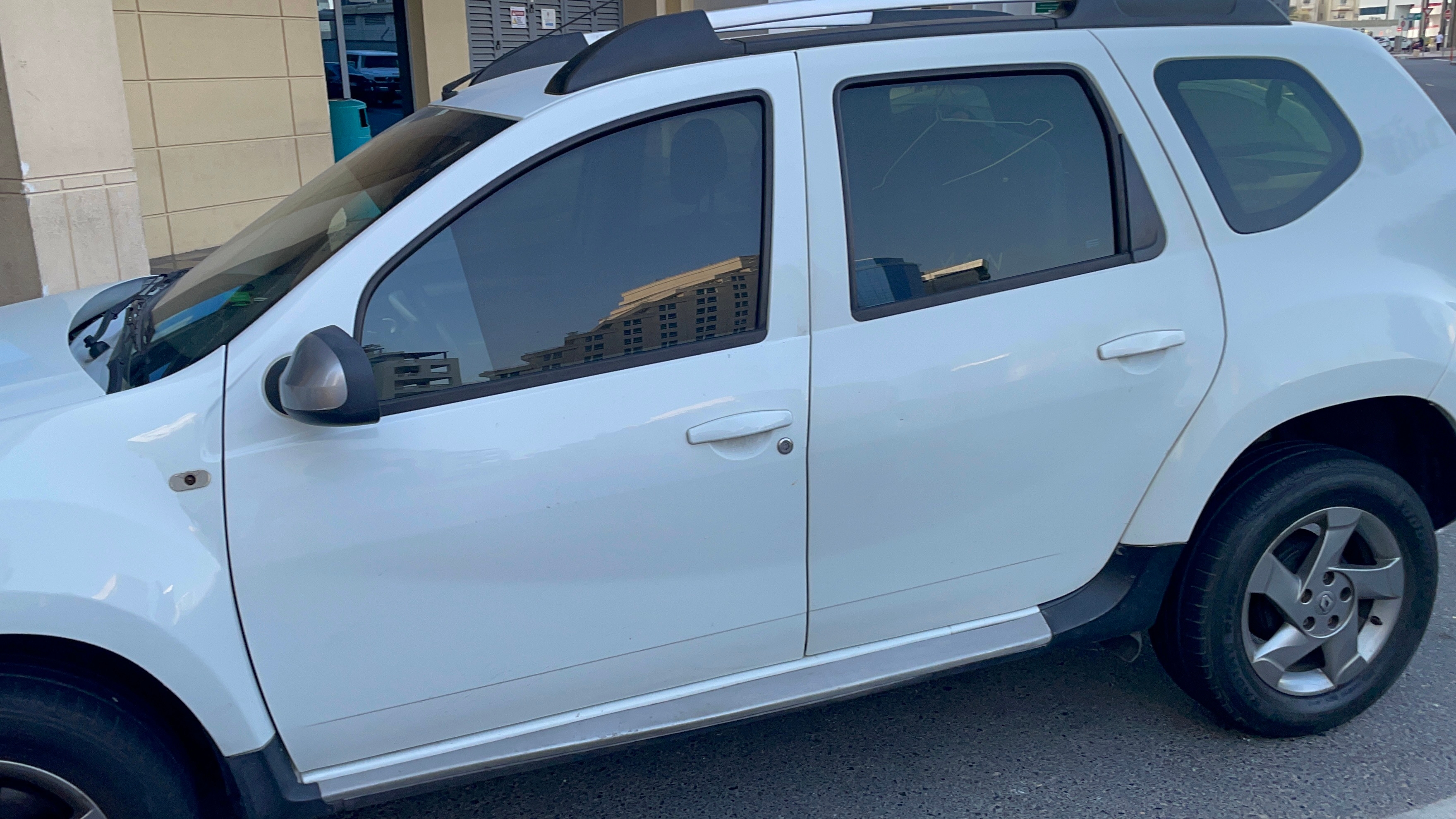 Weiß Renault Duster PE 2013