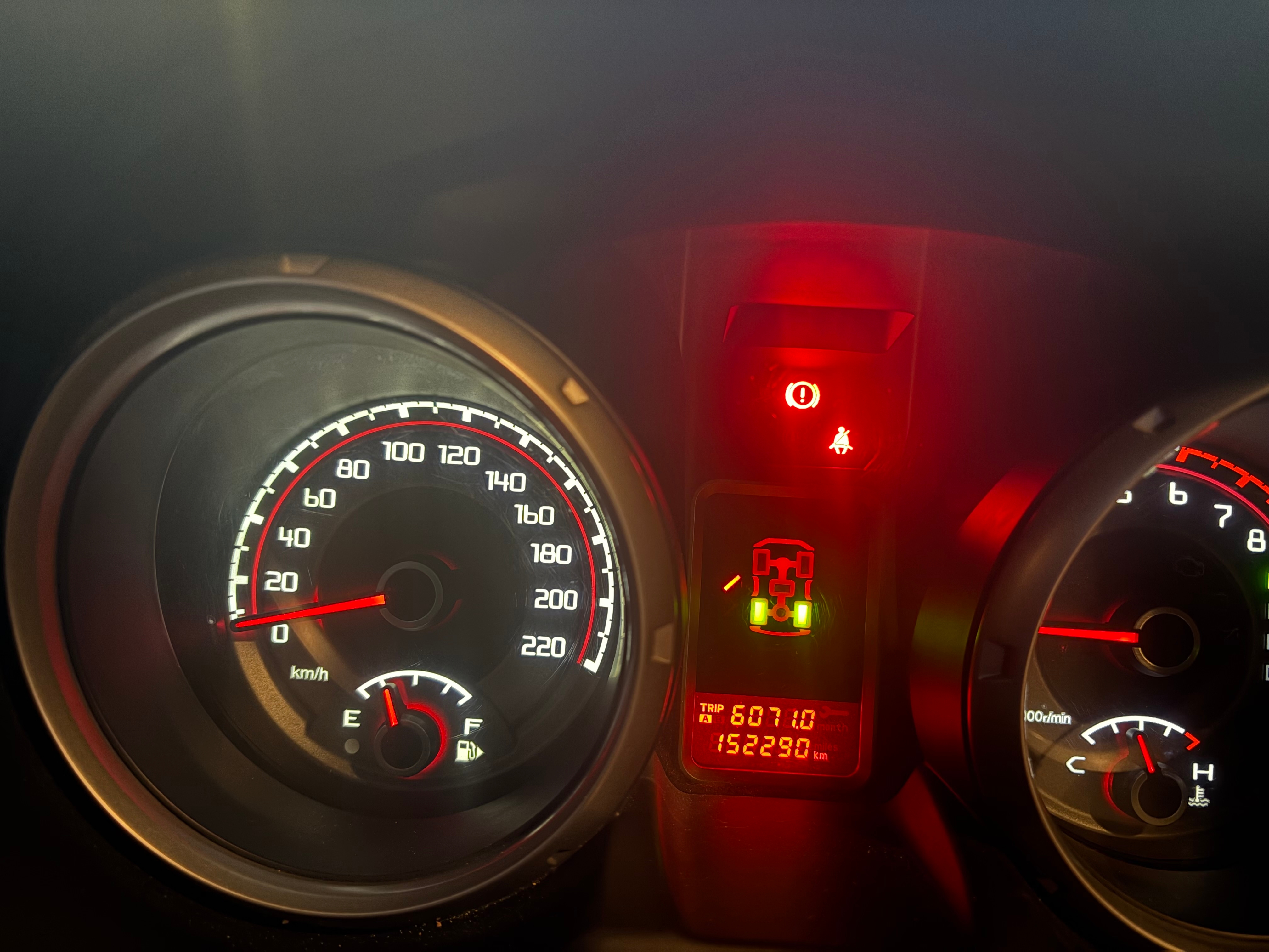 Blanco Mitsubishi Pajero GLS 5 Door 2013