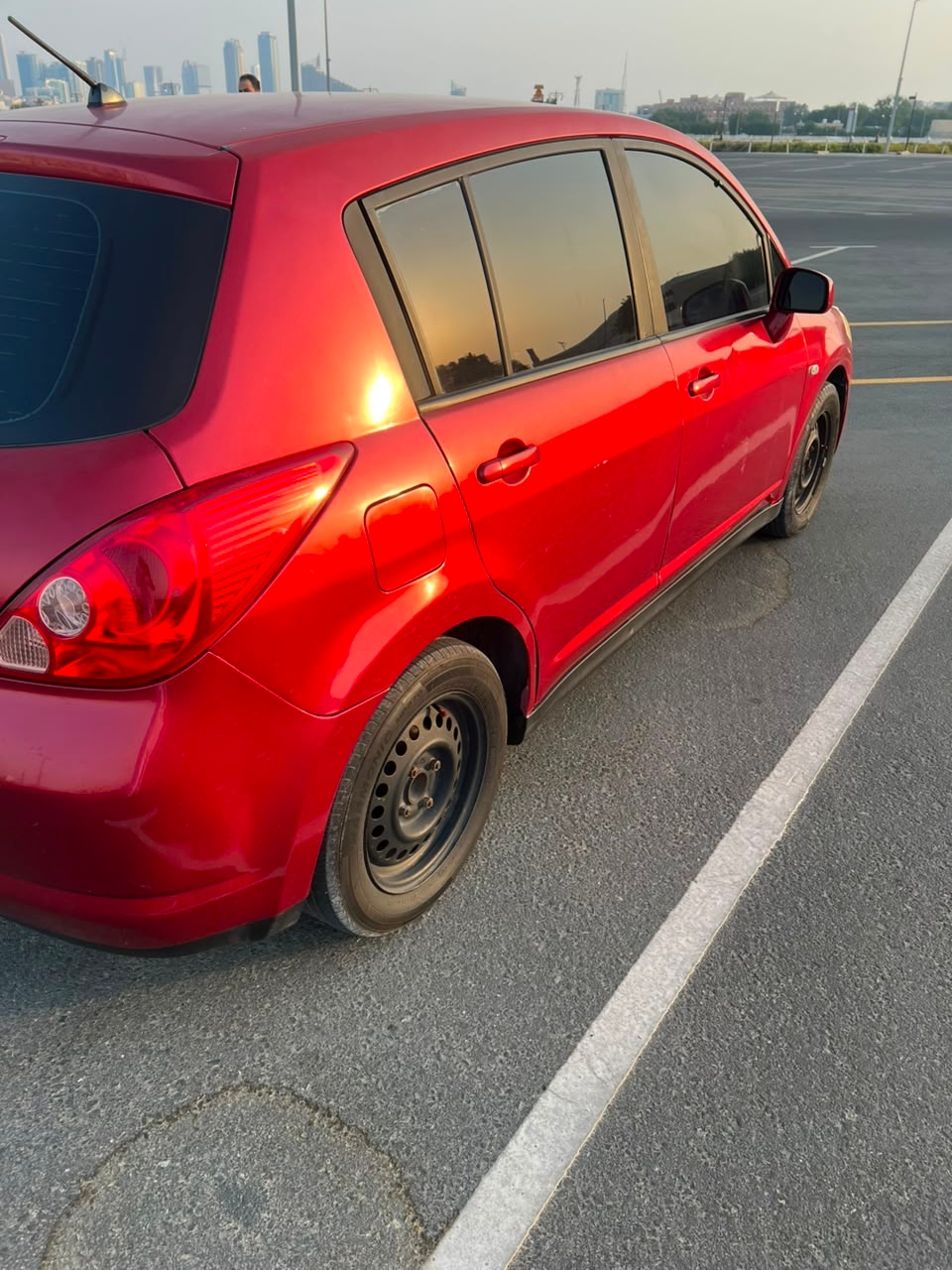 Kırmızı Nissan Tiida SE 2007