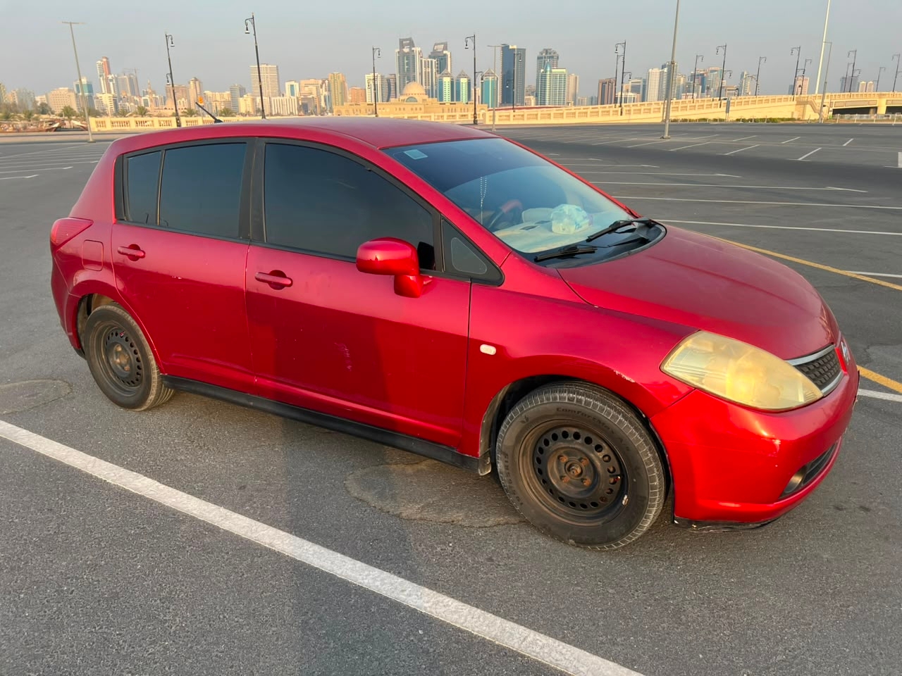 Kırmızı Nissan Tiida SE 2007