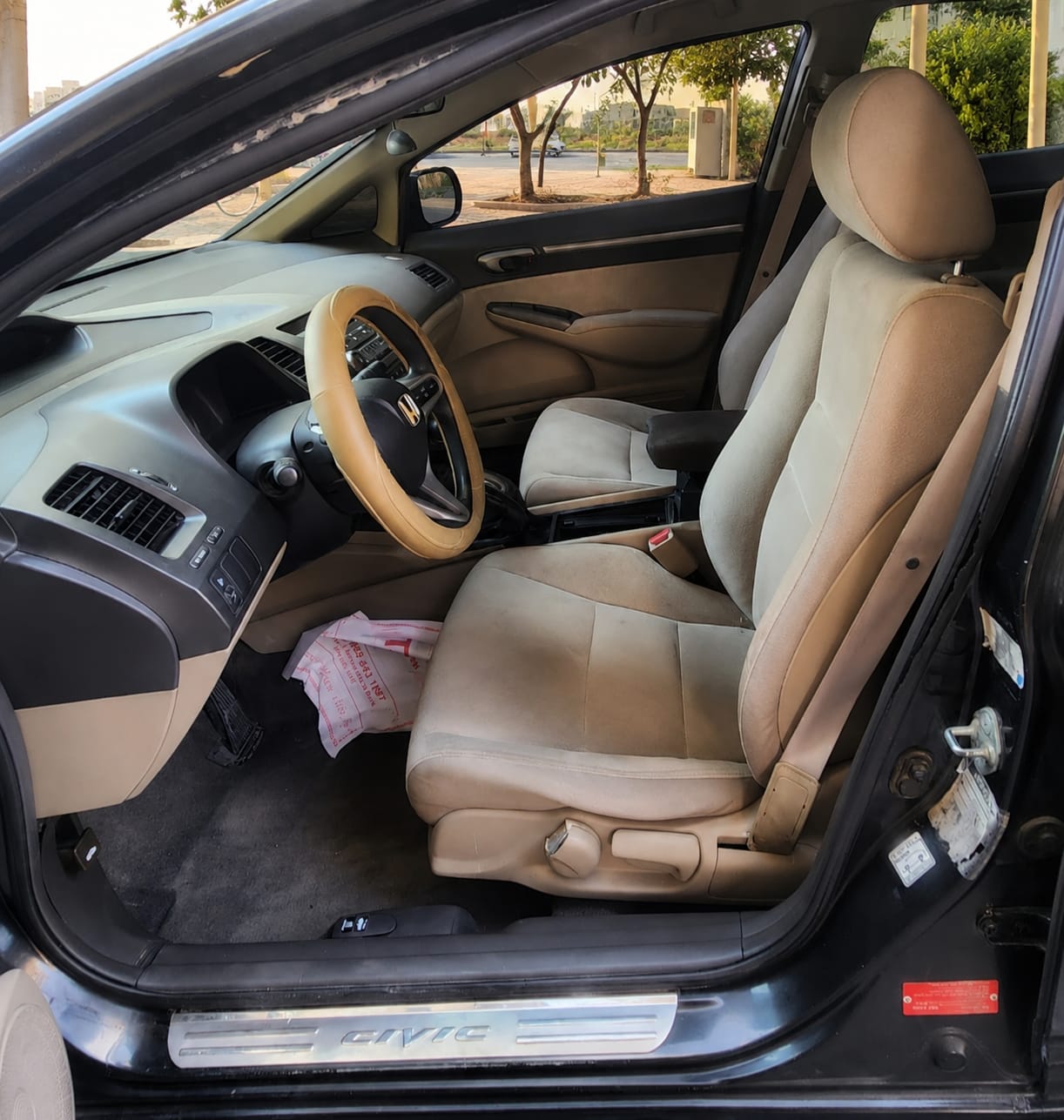 Black Honda Civic 1.8 i-VTEC 2009