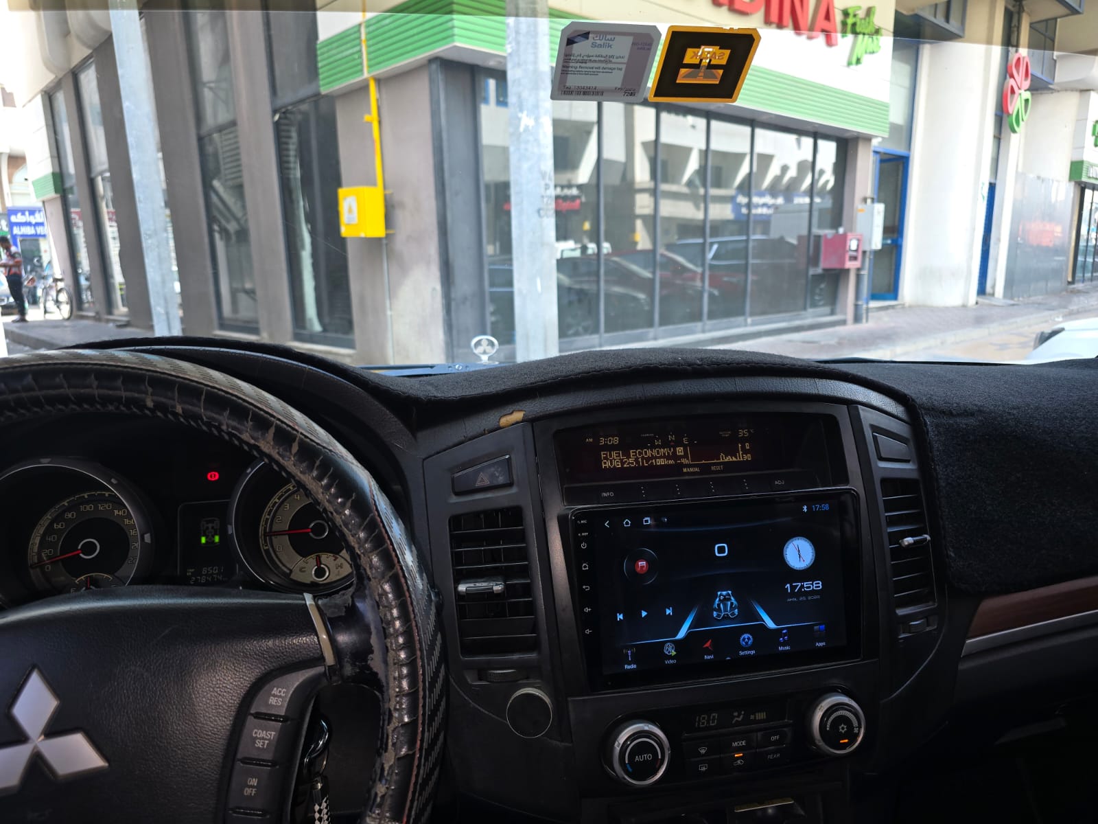 Черный Mitsubishi Pajero GLS 2009