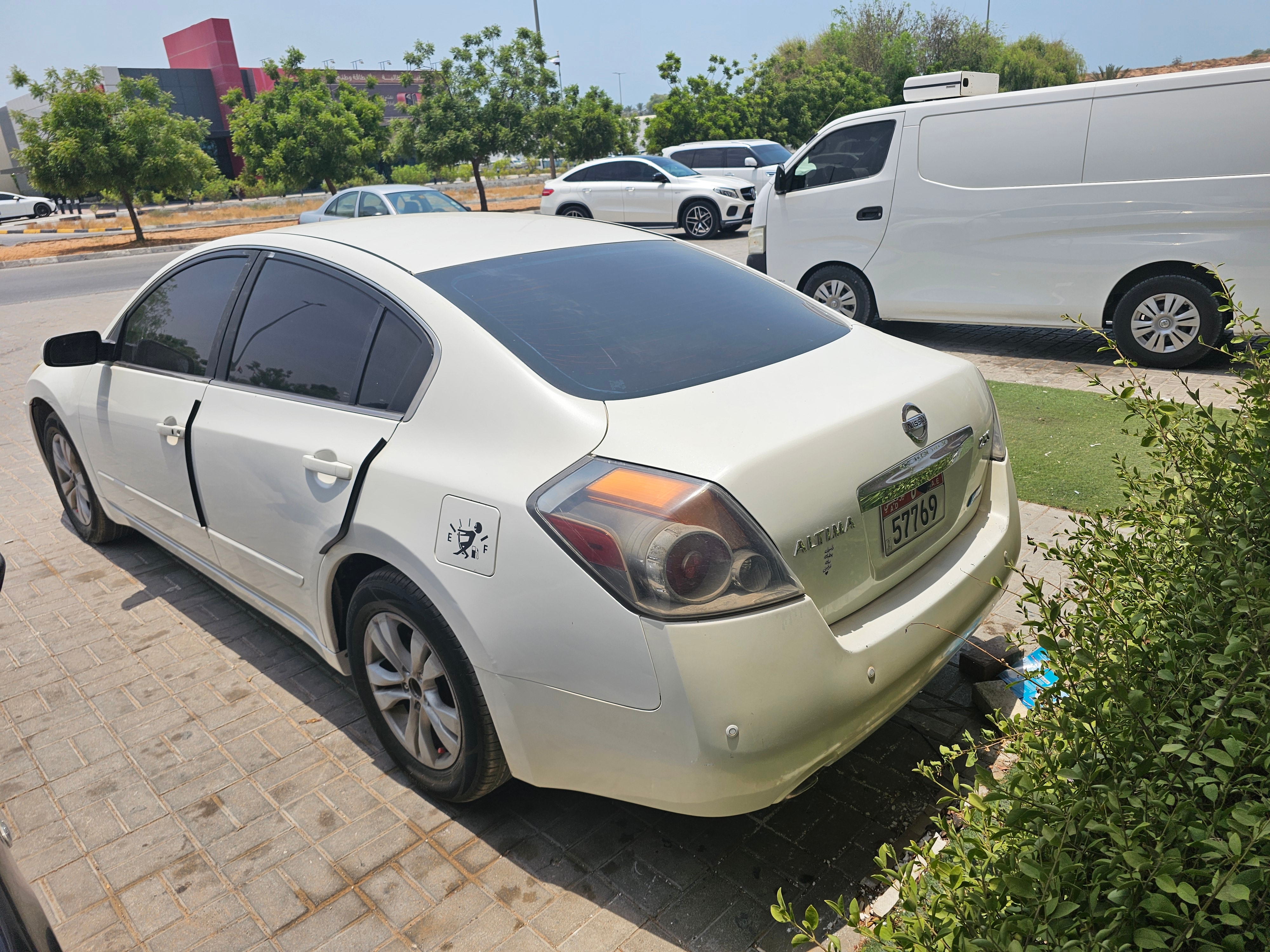 Bianca Nissan Altima 2.5 S 2011