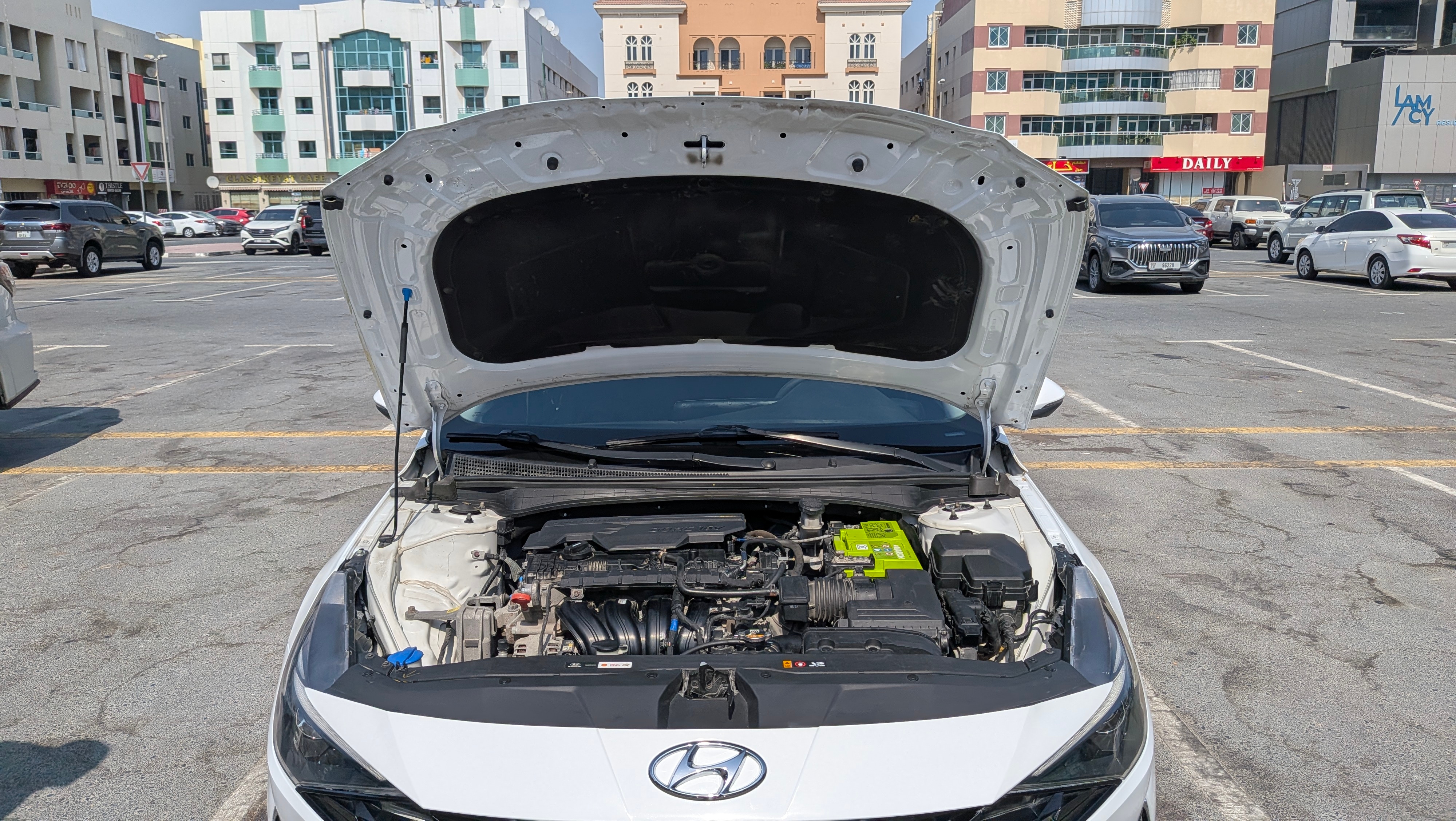 Weiß Hyundai Elantra SEL Convenience 2021