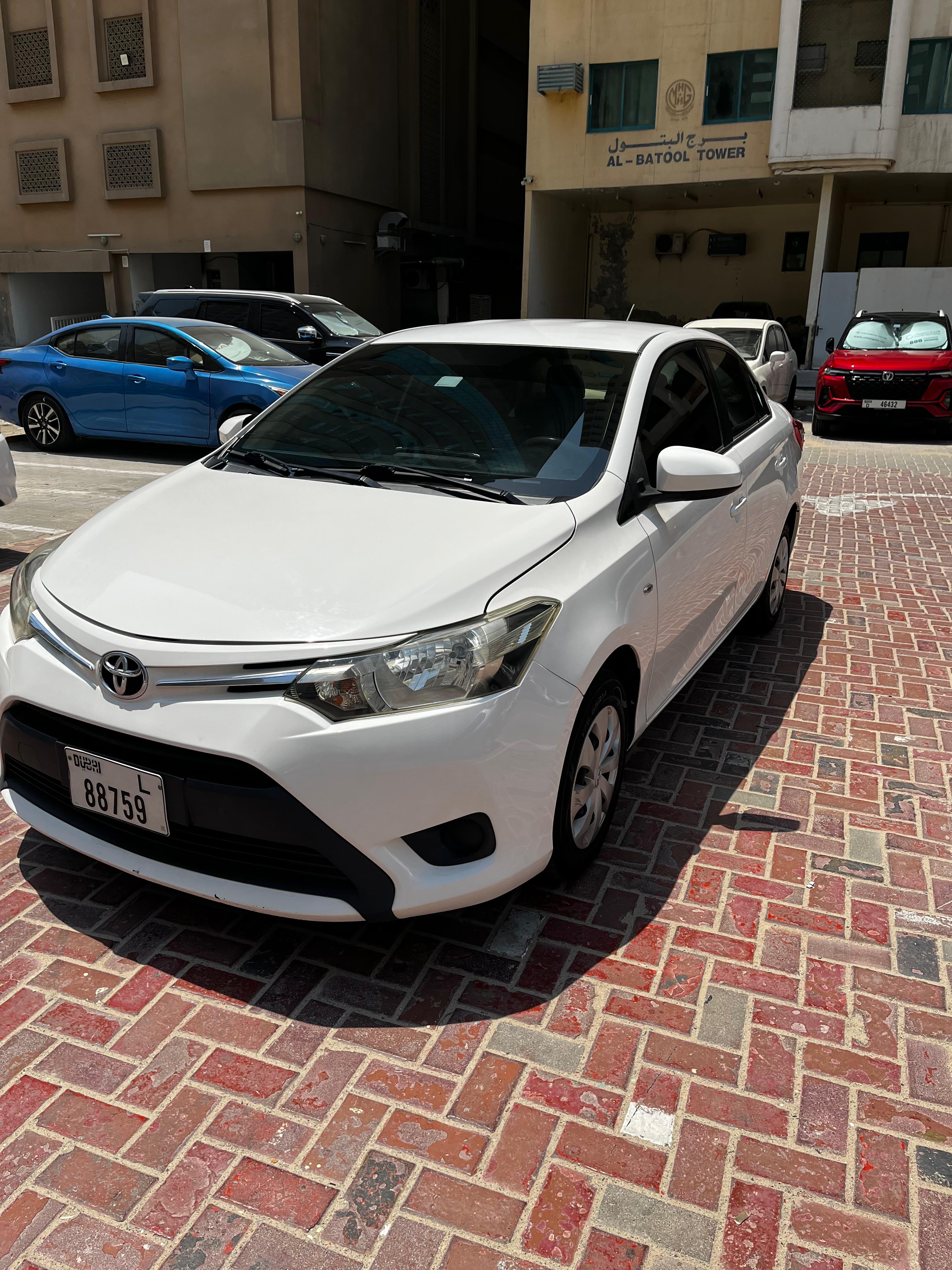 Beyaz Toyota Yaris Sedan 2017