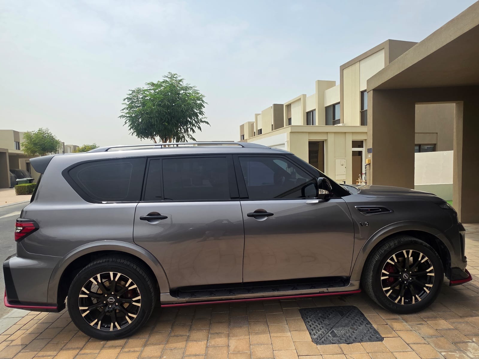 Grigio Nissan Patrol Nismo 2022