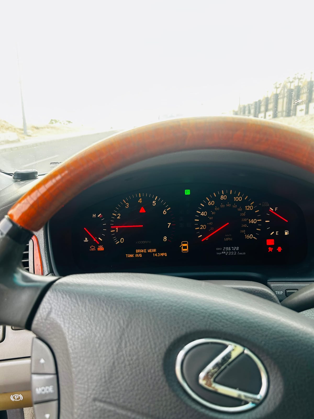 Gümüş Lexus LS 430 2003