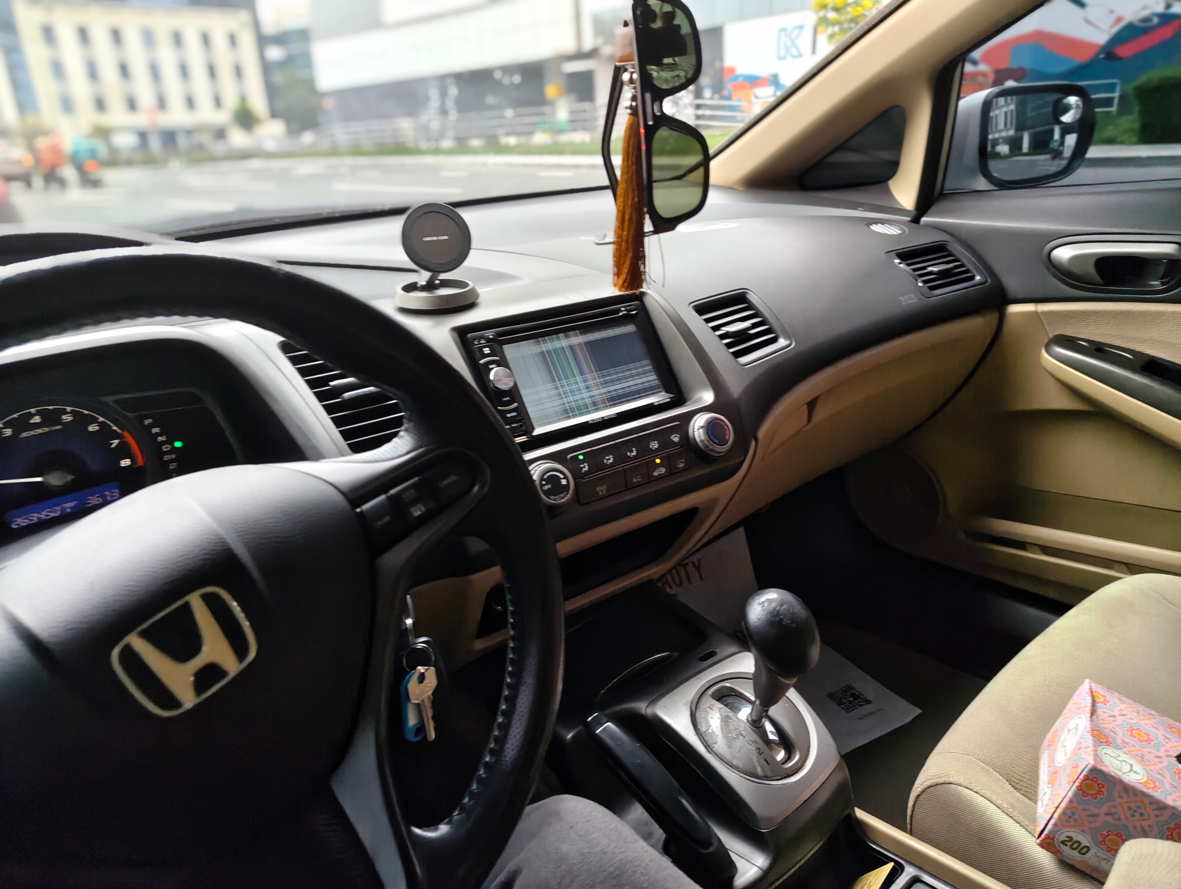 白色的 本田 Civic 1.8 i-VTEC 2008年