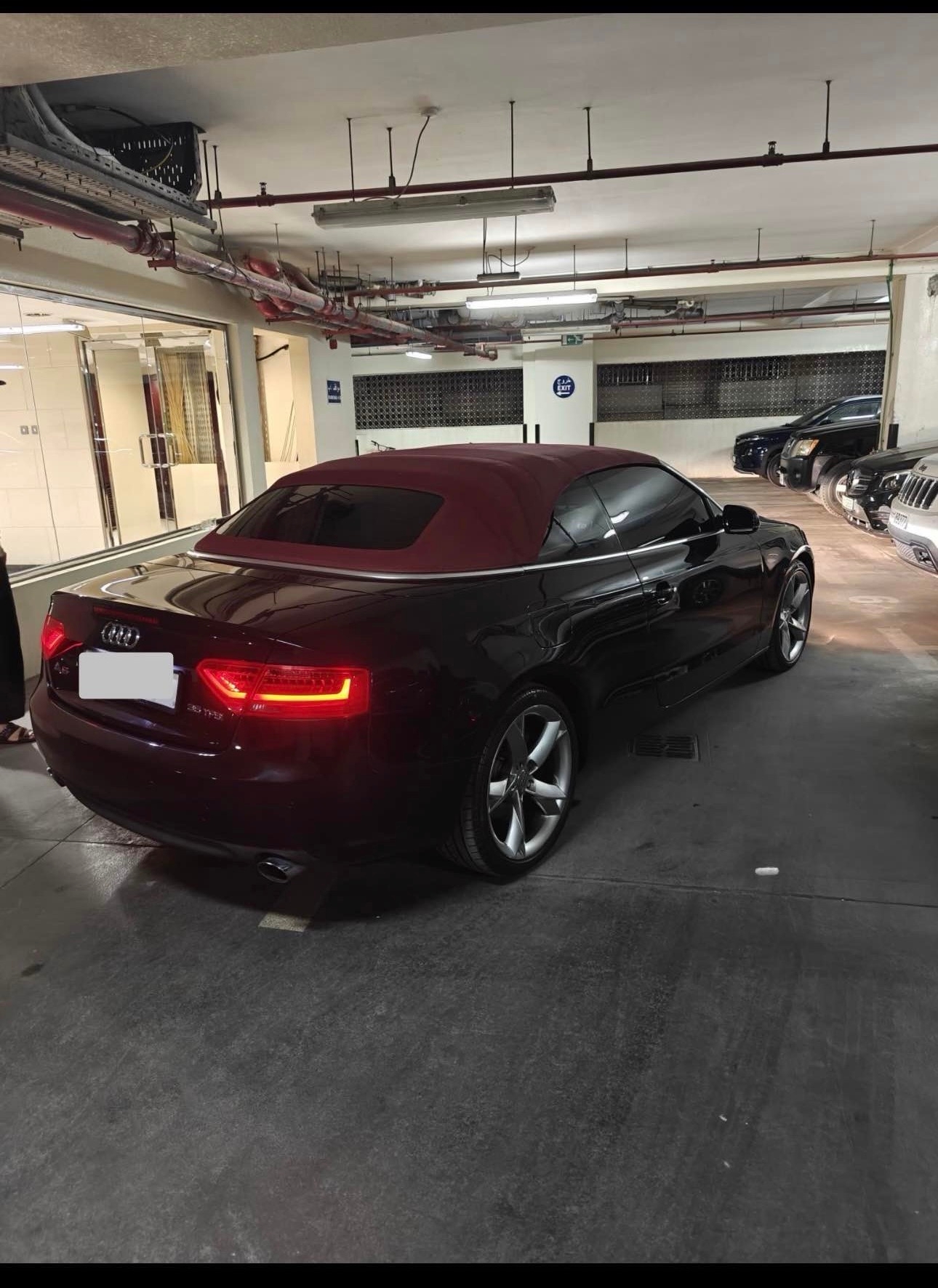 Черный Audi A5 Convertible 2015 год