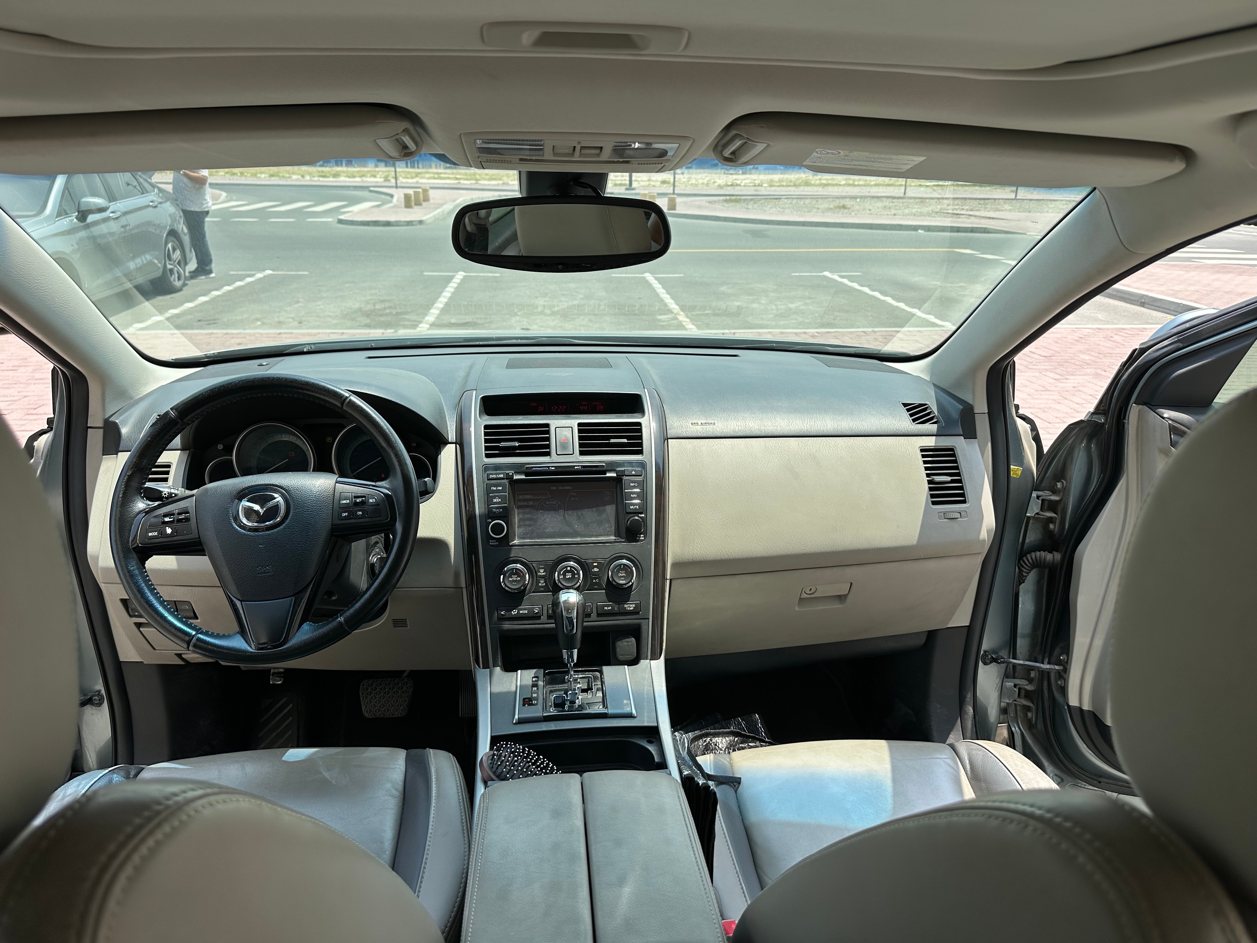 Grau Mazda CX9 Luxury 2010