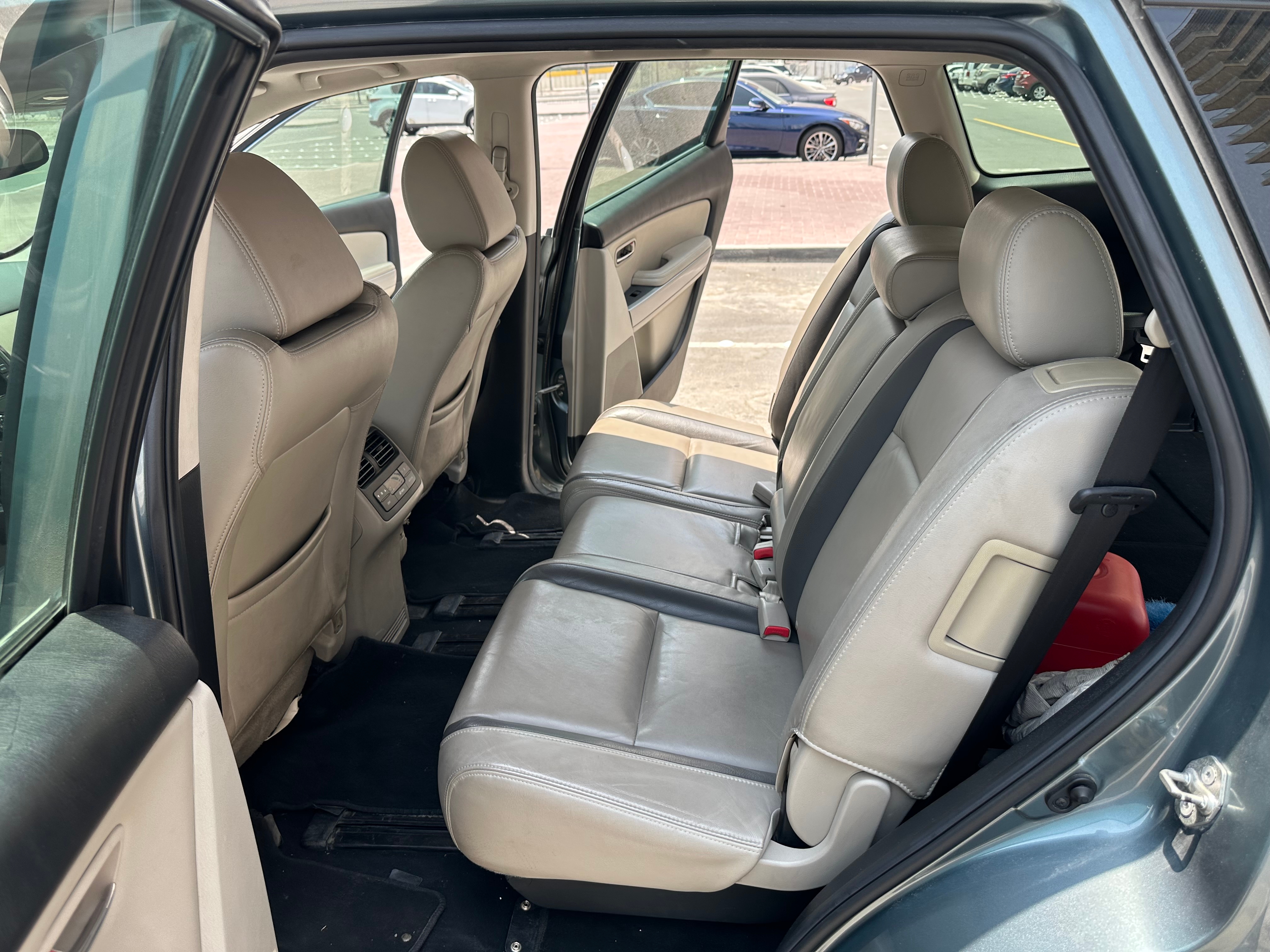 Grau Mazda CX9 Luxury 2010