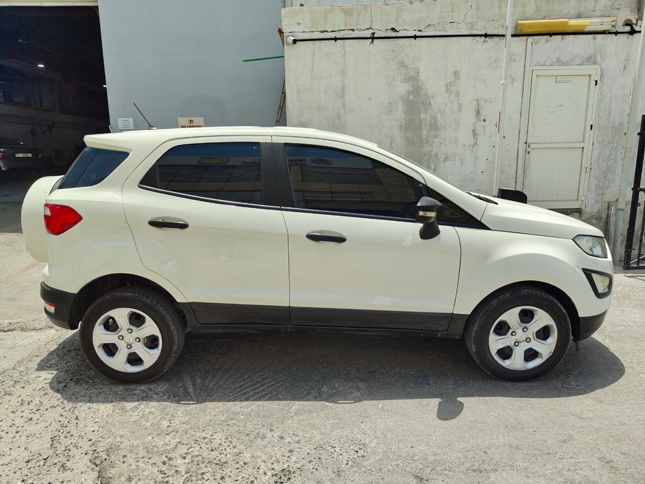 白色的 福特 EcoSport Ambiente 2021