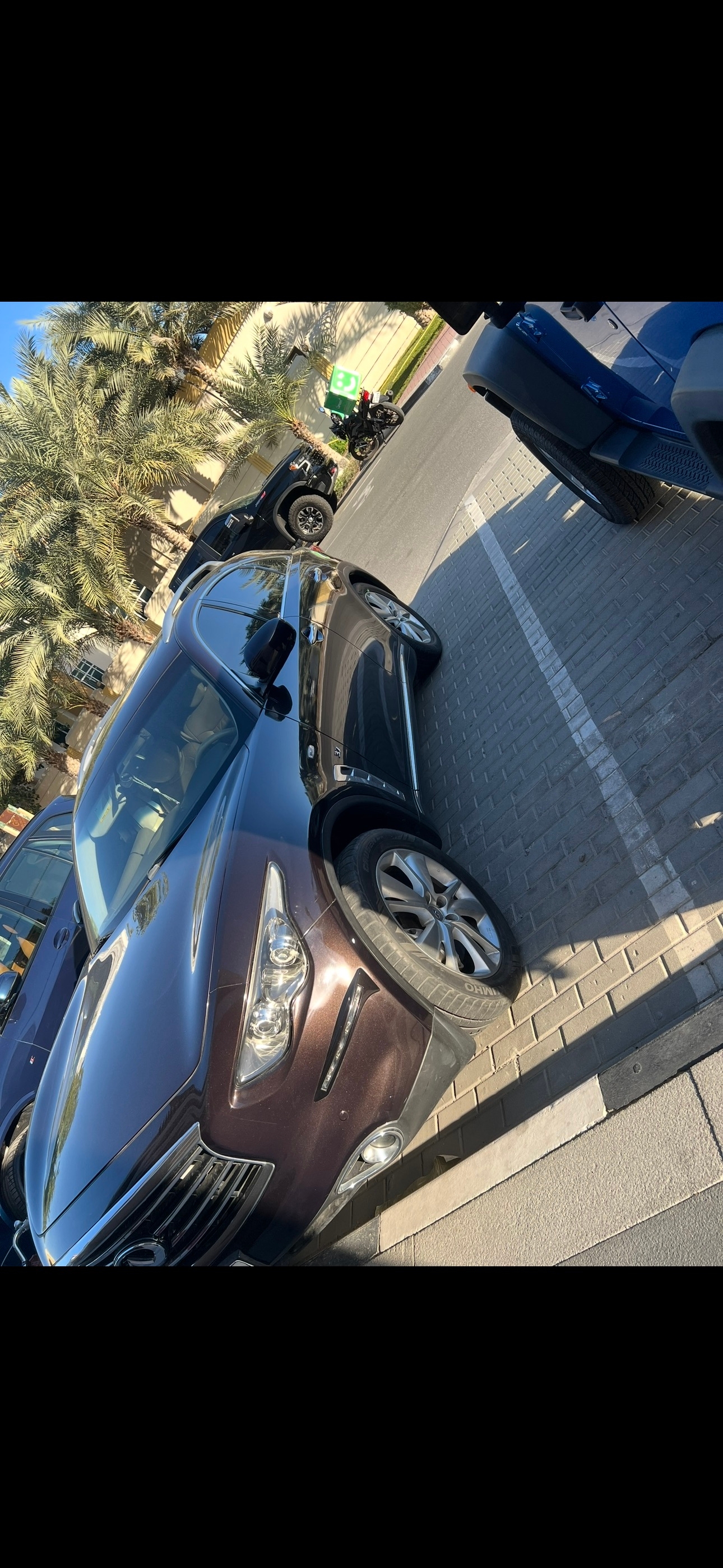 Donkerbruin Infiniti QX70 2016