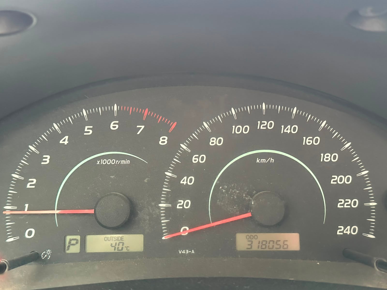White Toyota Camry GL 2007