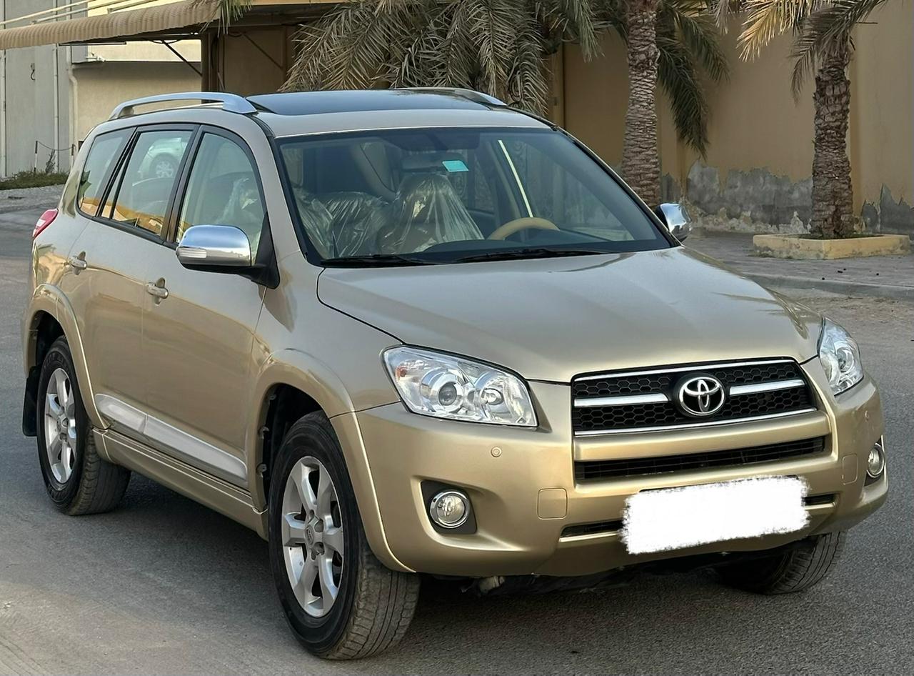 Or Toyota RAV4 VXR 2011