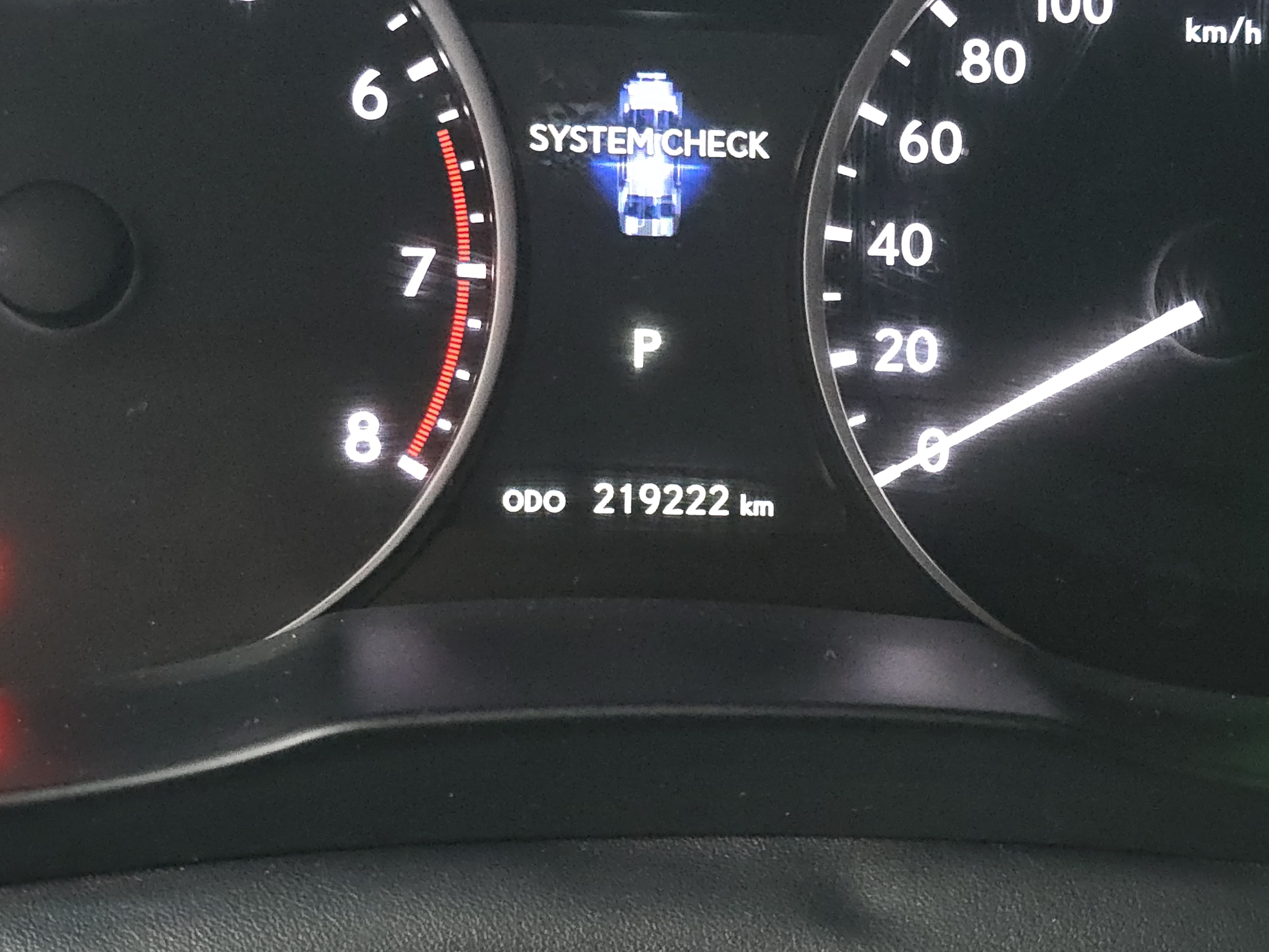 White Lexus ES 350 2013