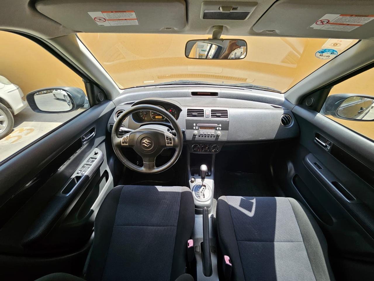 أسود سوزوكي Swift GL ٢٠٠٦