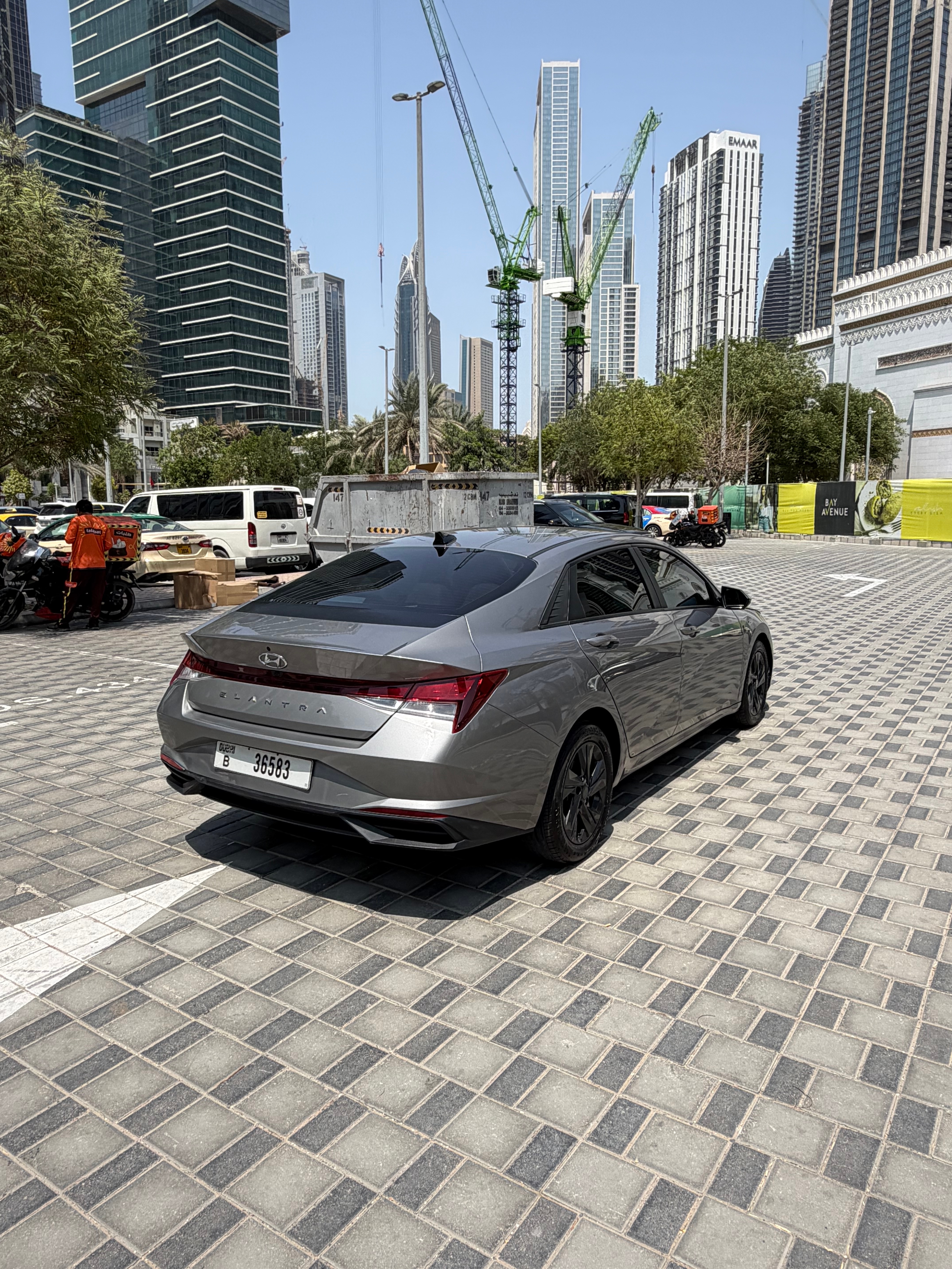 Silver Hyundai Elantra SEL 2021