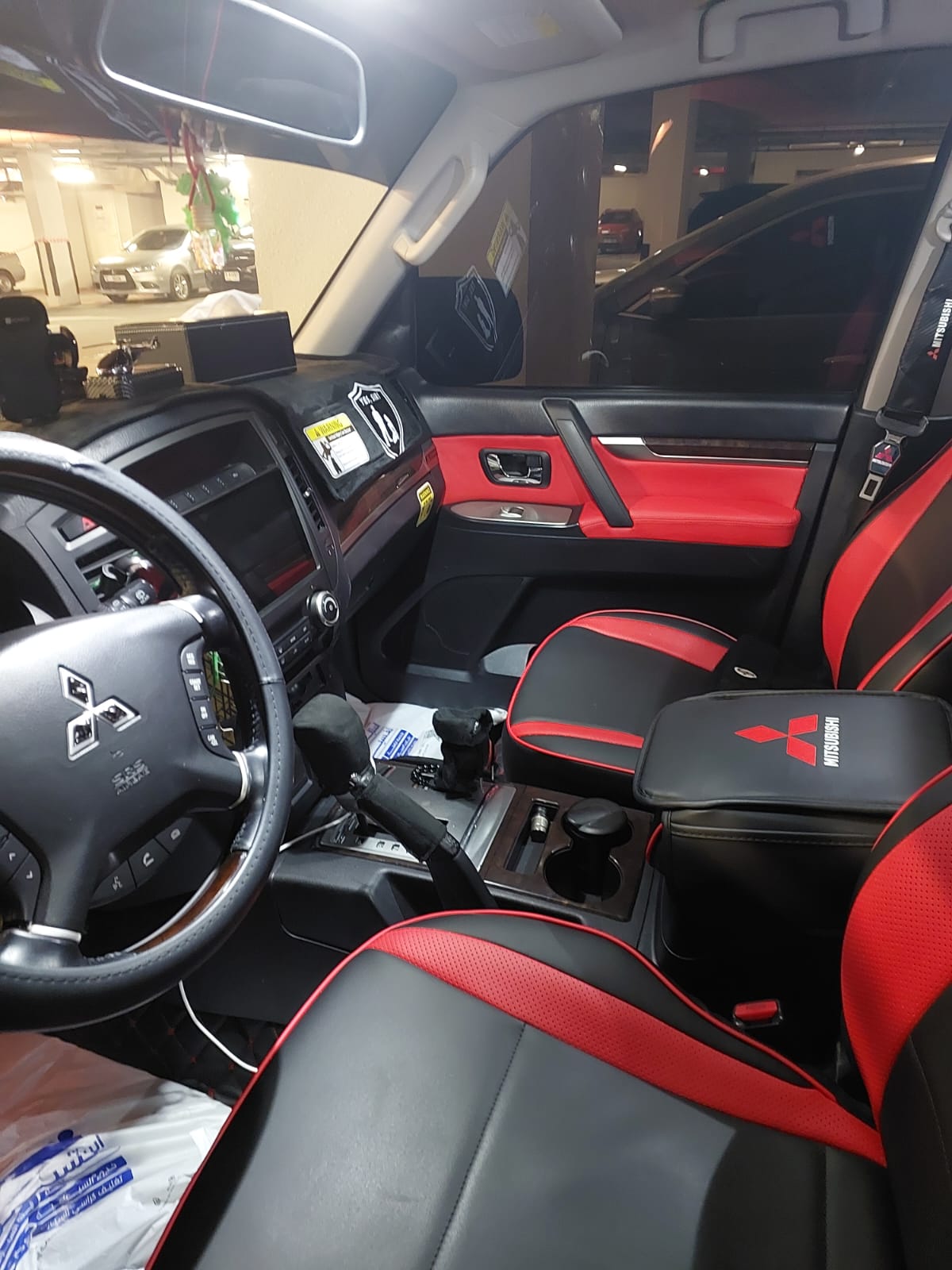 Серебро Mitsubishi Pajero GLS Top 5 Door 2011