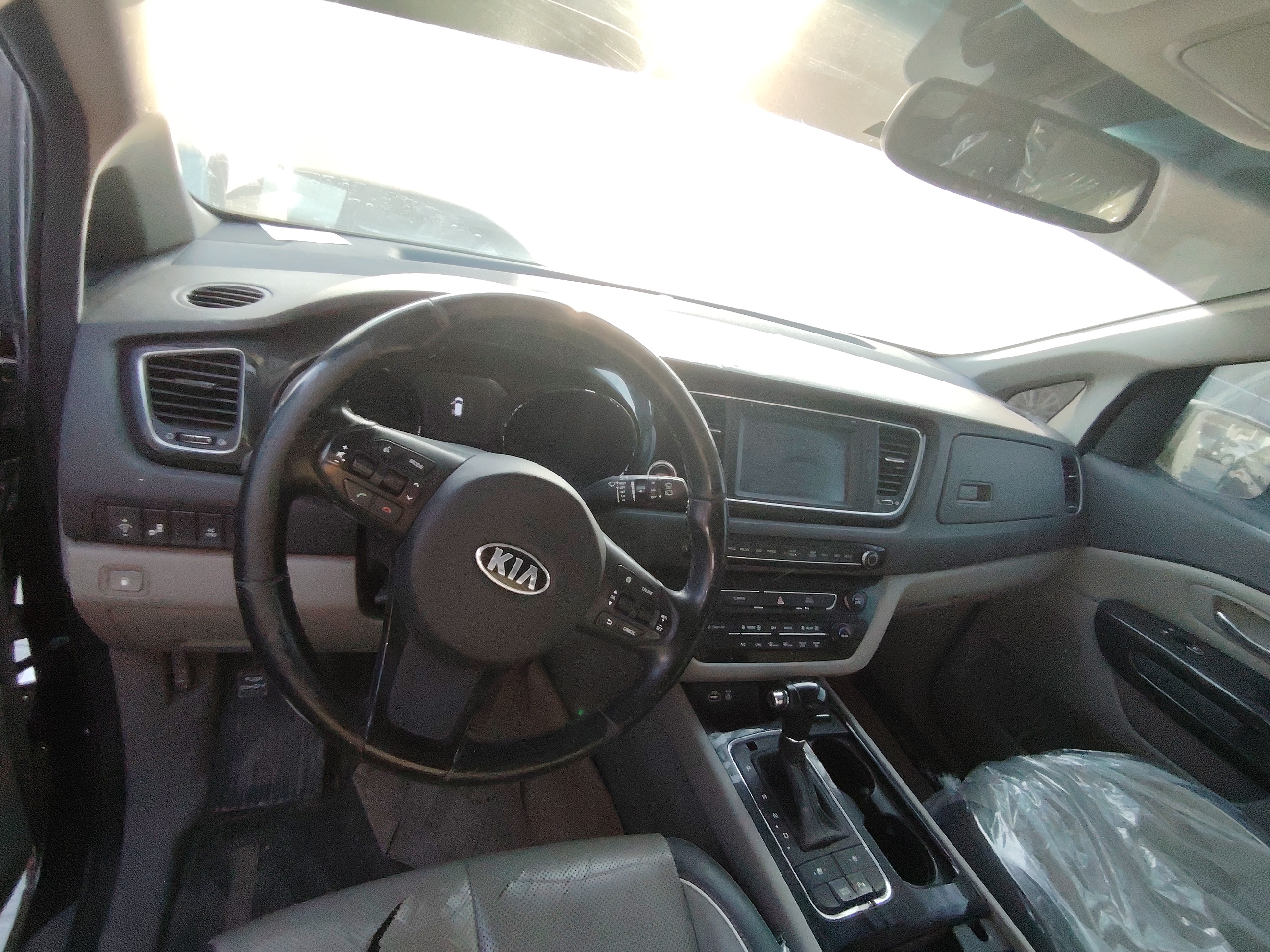 Black Kia Sedona SX 2016