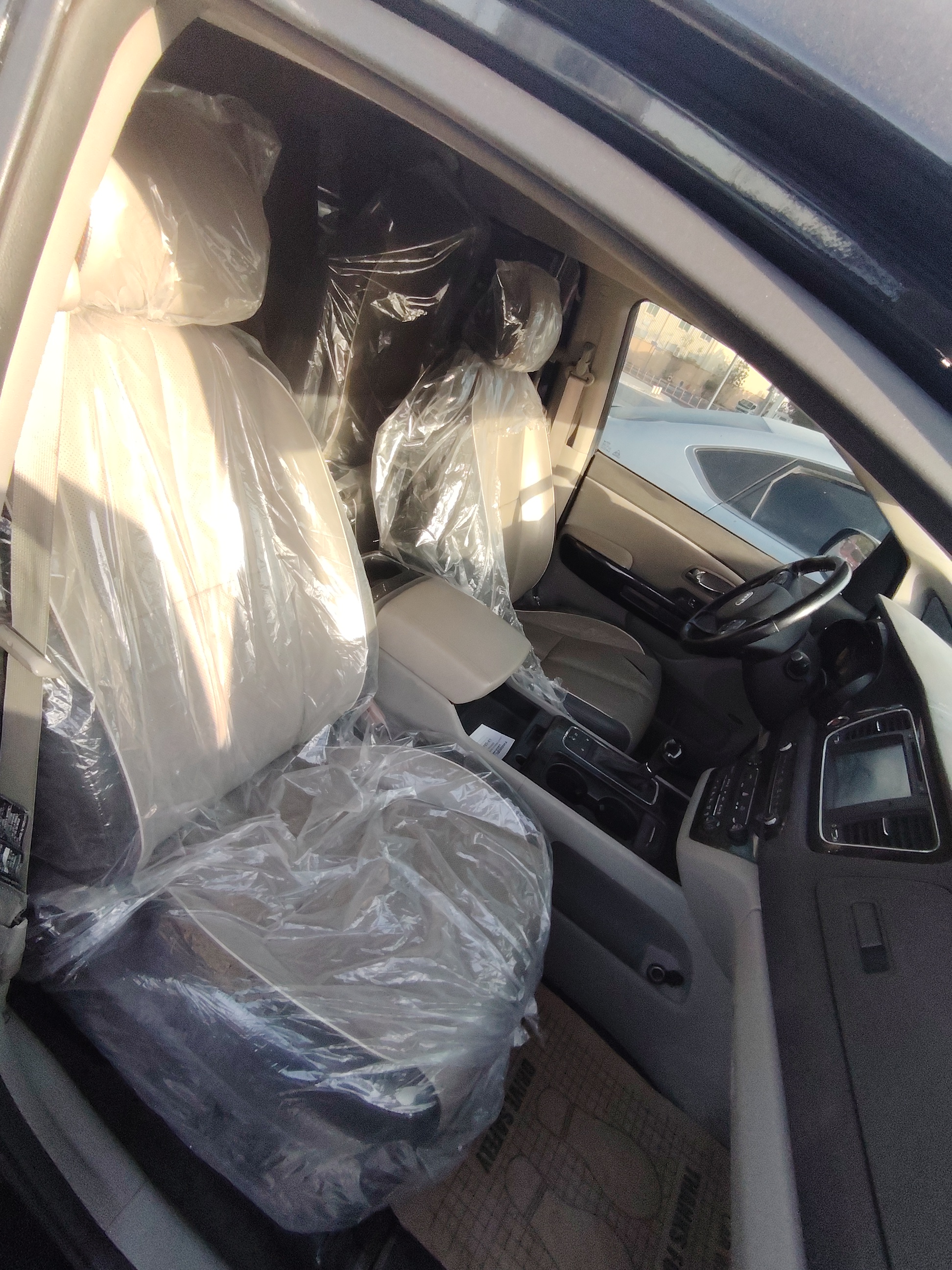 Black Kia Sedona SX 2016
