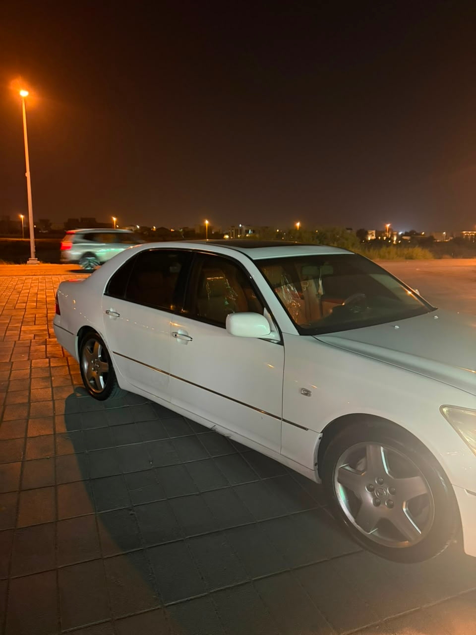 白色的 雷克萨斯 LS 系列 2006年