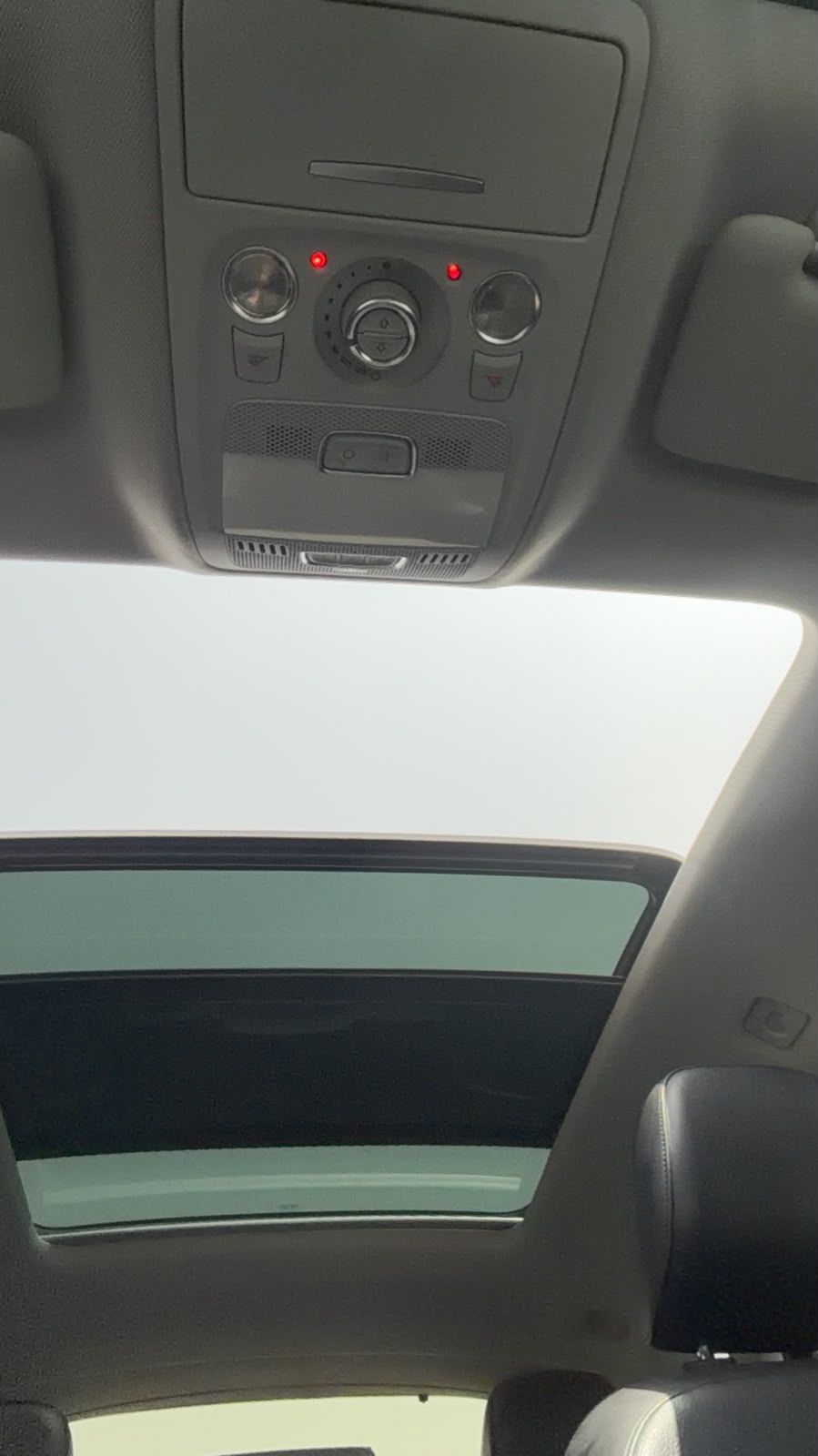 Серебро Audi Q5 2.0T Premium Plus quattro 2016 год