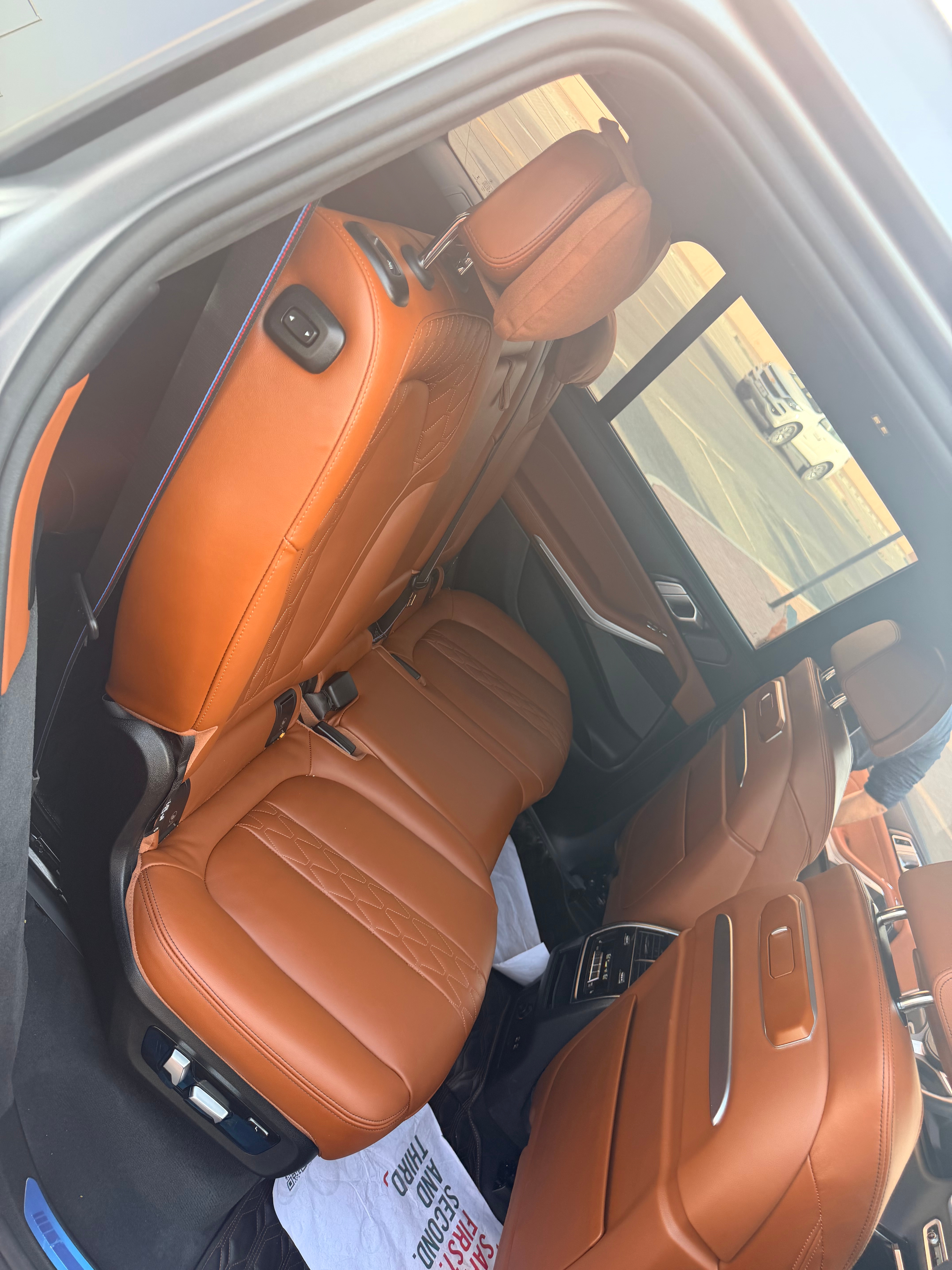 Gris mat BMW X7 40I 2025