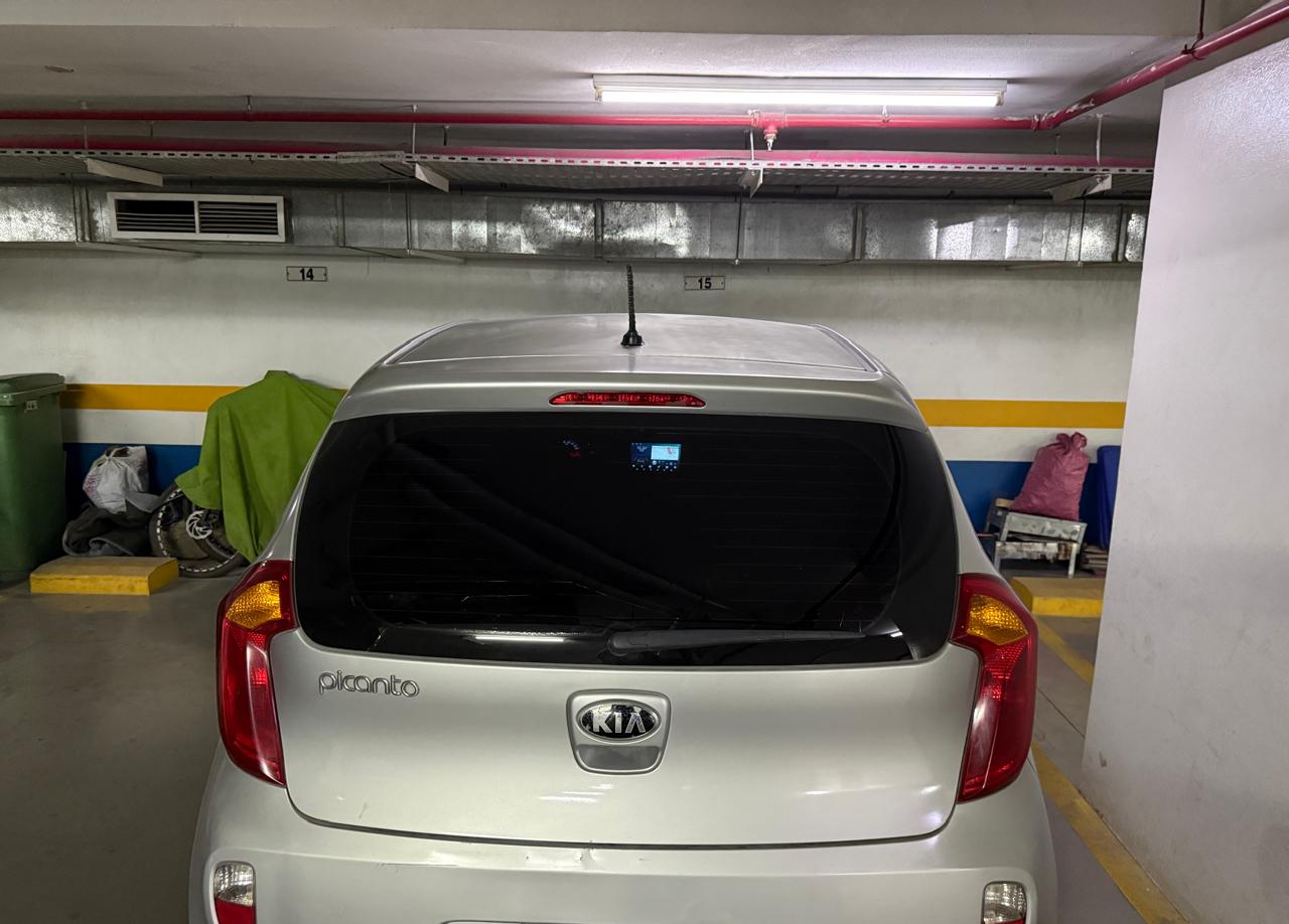 Silver Kia Picanto EX 2015