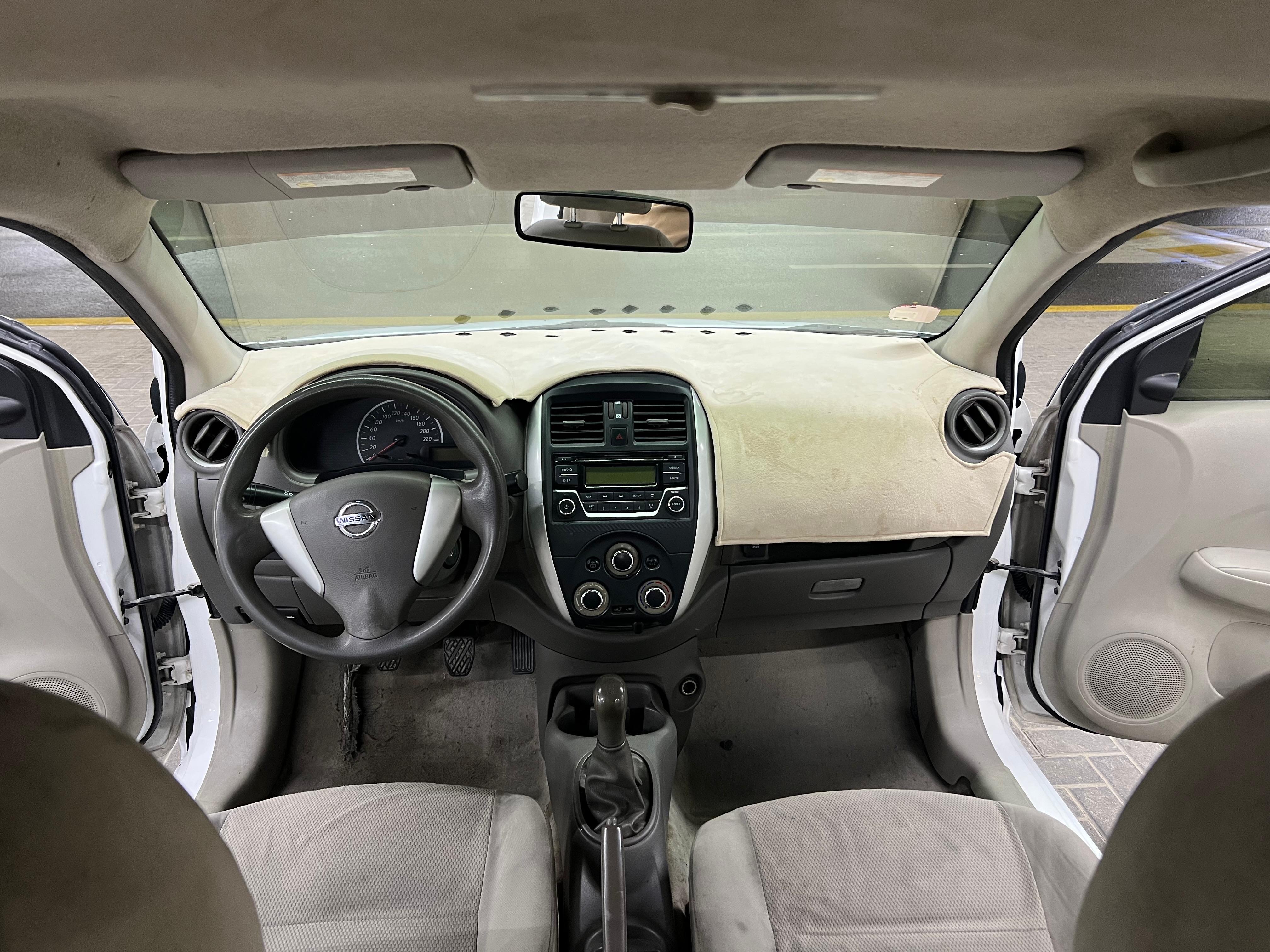 White Nissan Sunny 2016