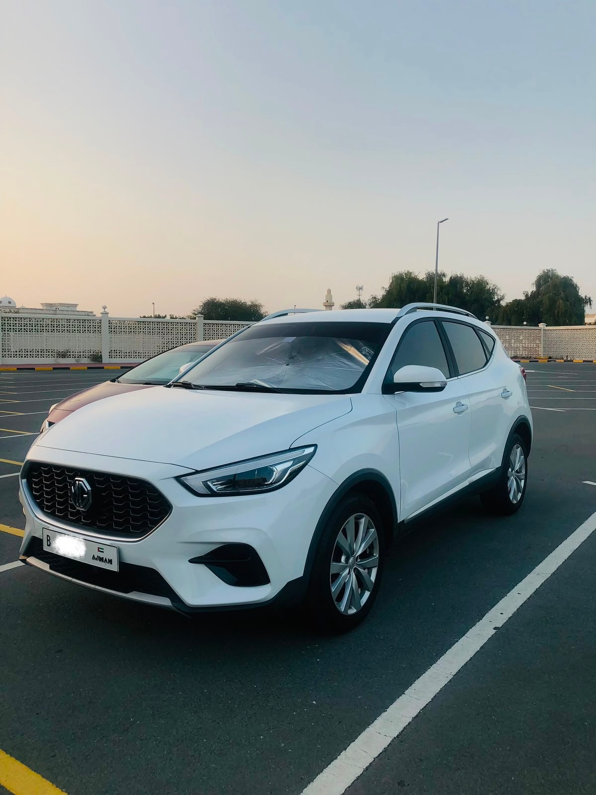 White MG ZS STD 2023