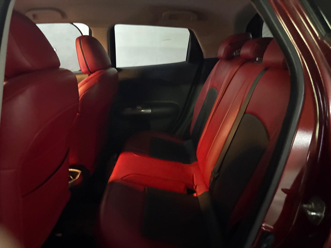 أحمر نيسان Juke SL 2015