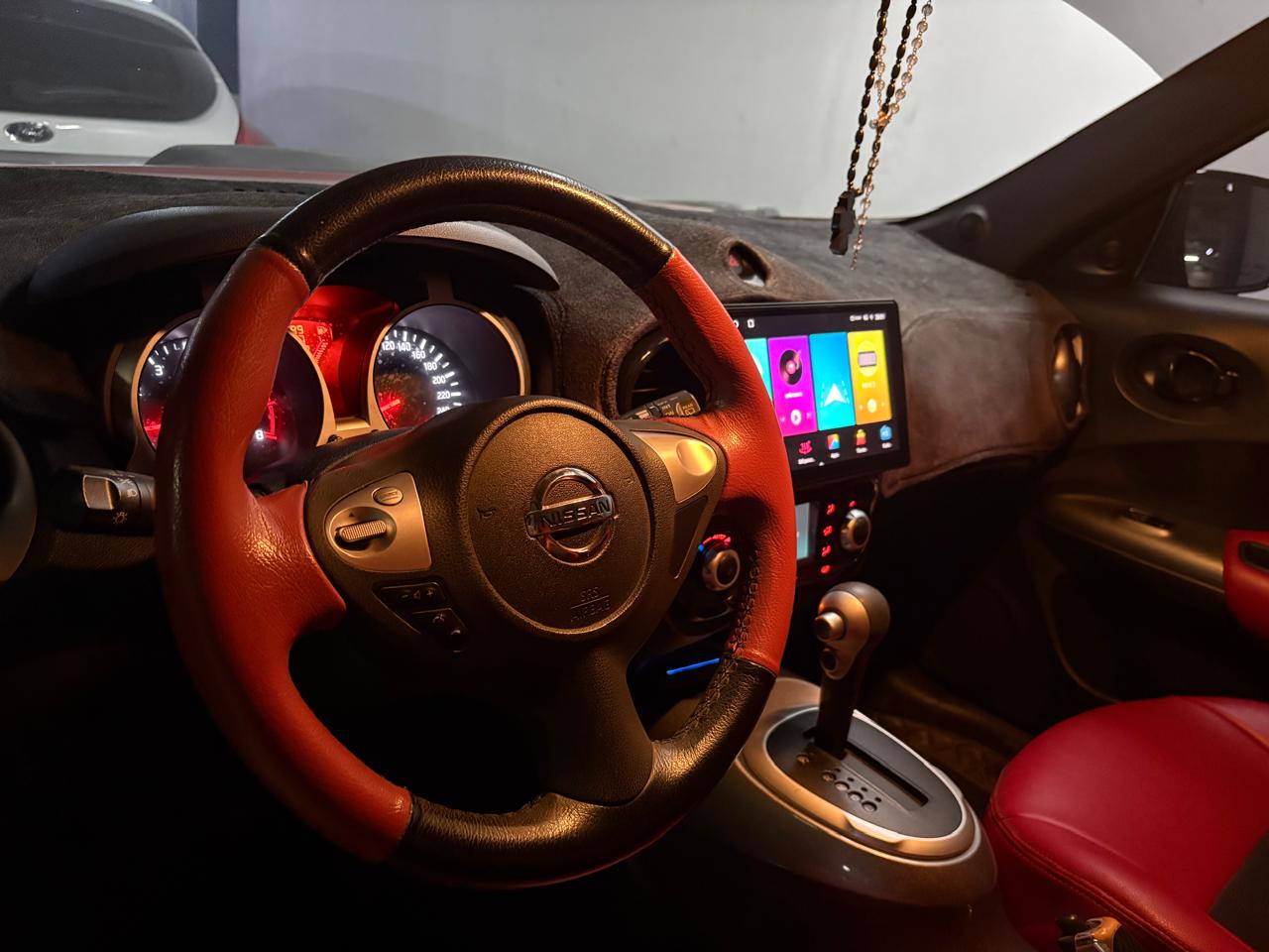 أحمر نيسان Juke SL 2015
