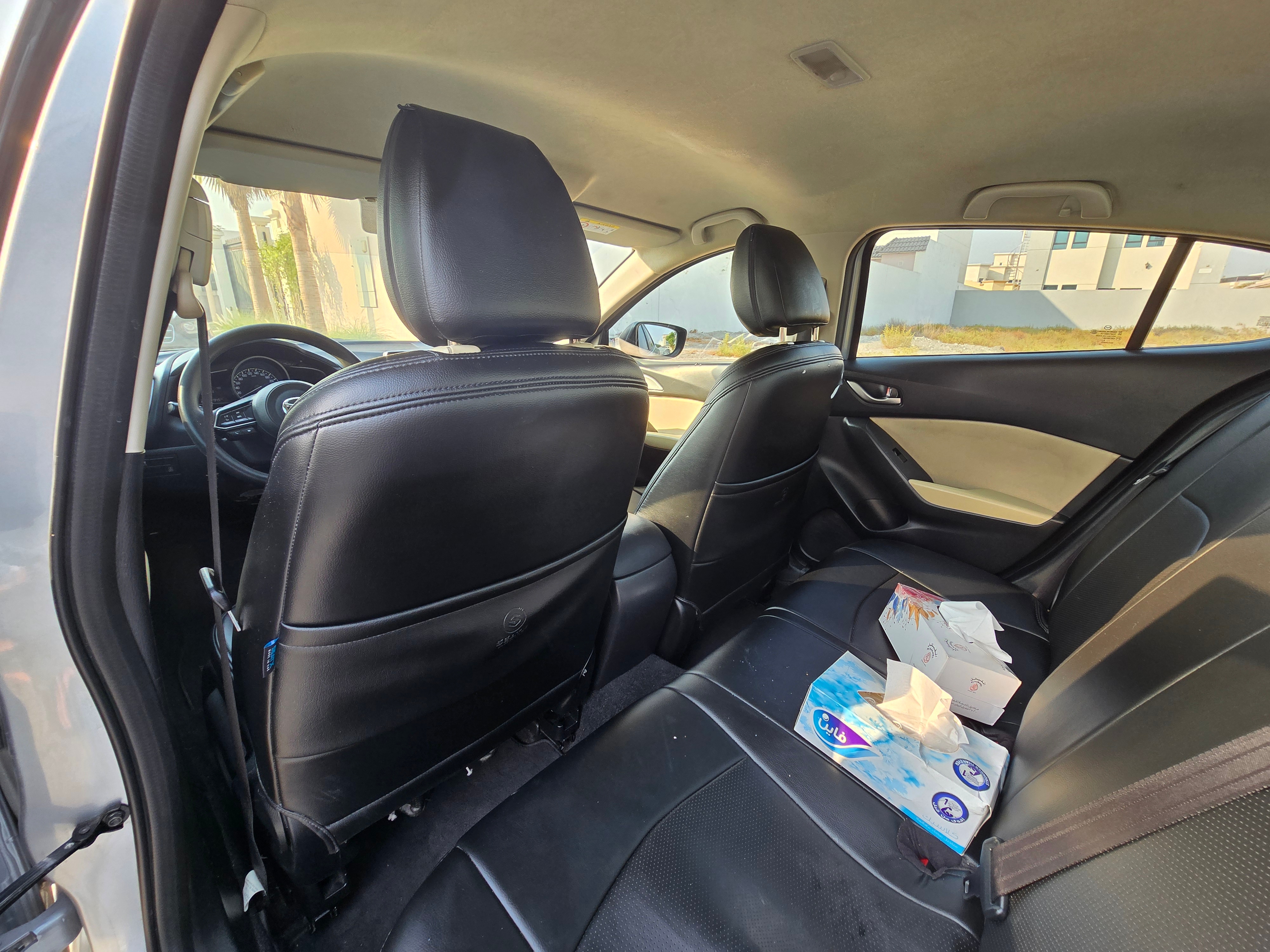 Silver Mazda 3 Base 2019