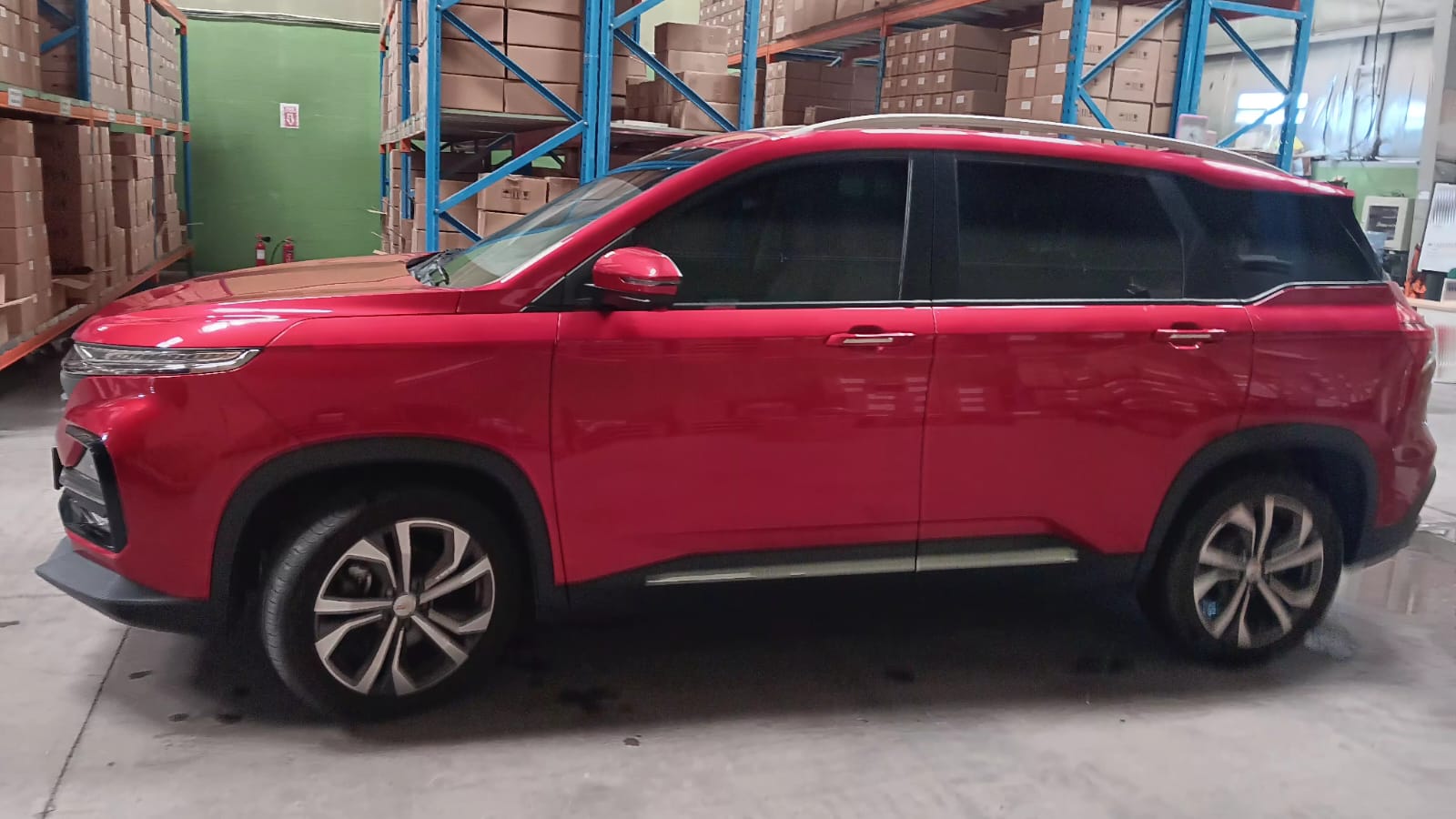 红色的 雪佛兰 Captiva Premier 2025