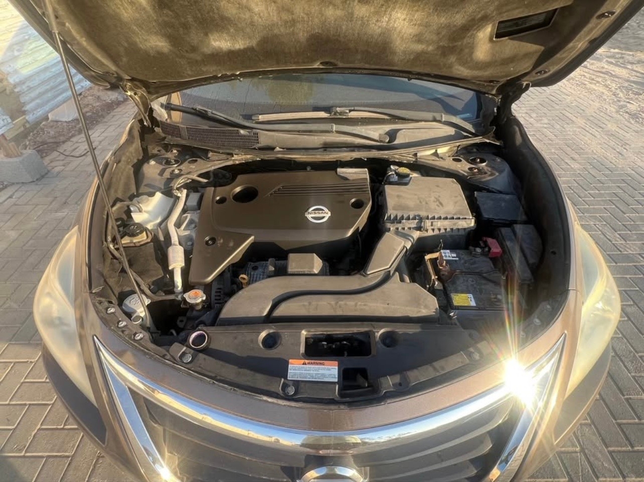 Brown Nissan Altima 2.5 2015