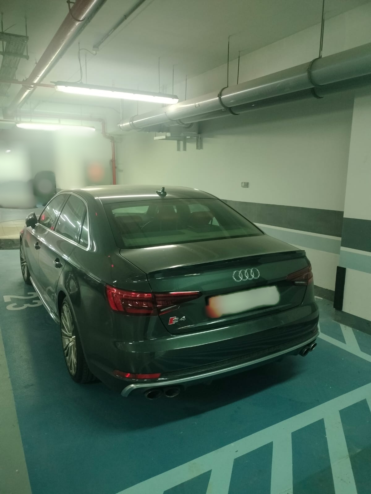 Gunmetal Gray Audi S4 quattro 2018