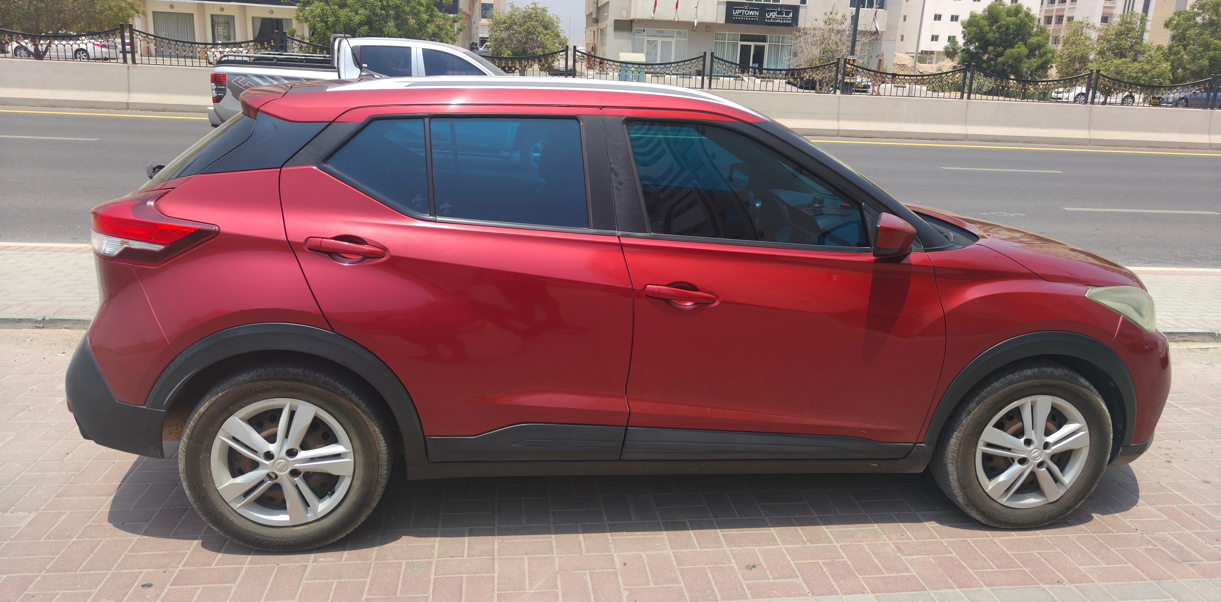 rood Nissan Kicks S 2020