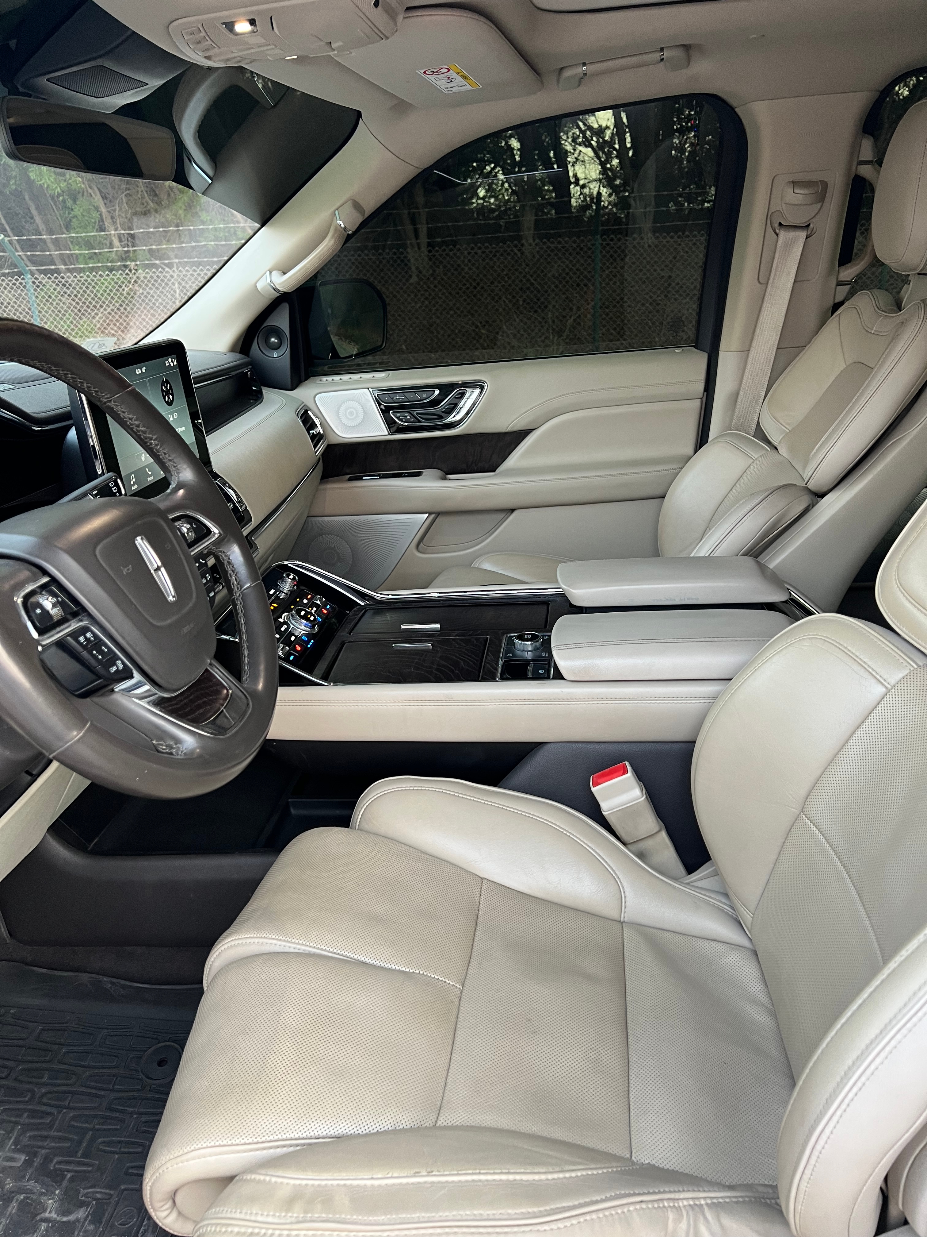 Bleu Lincoln Navigator L Luxury 2018