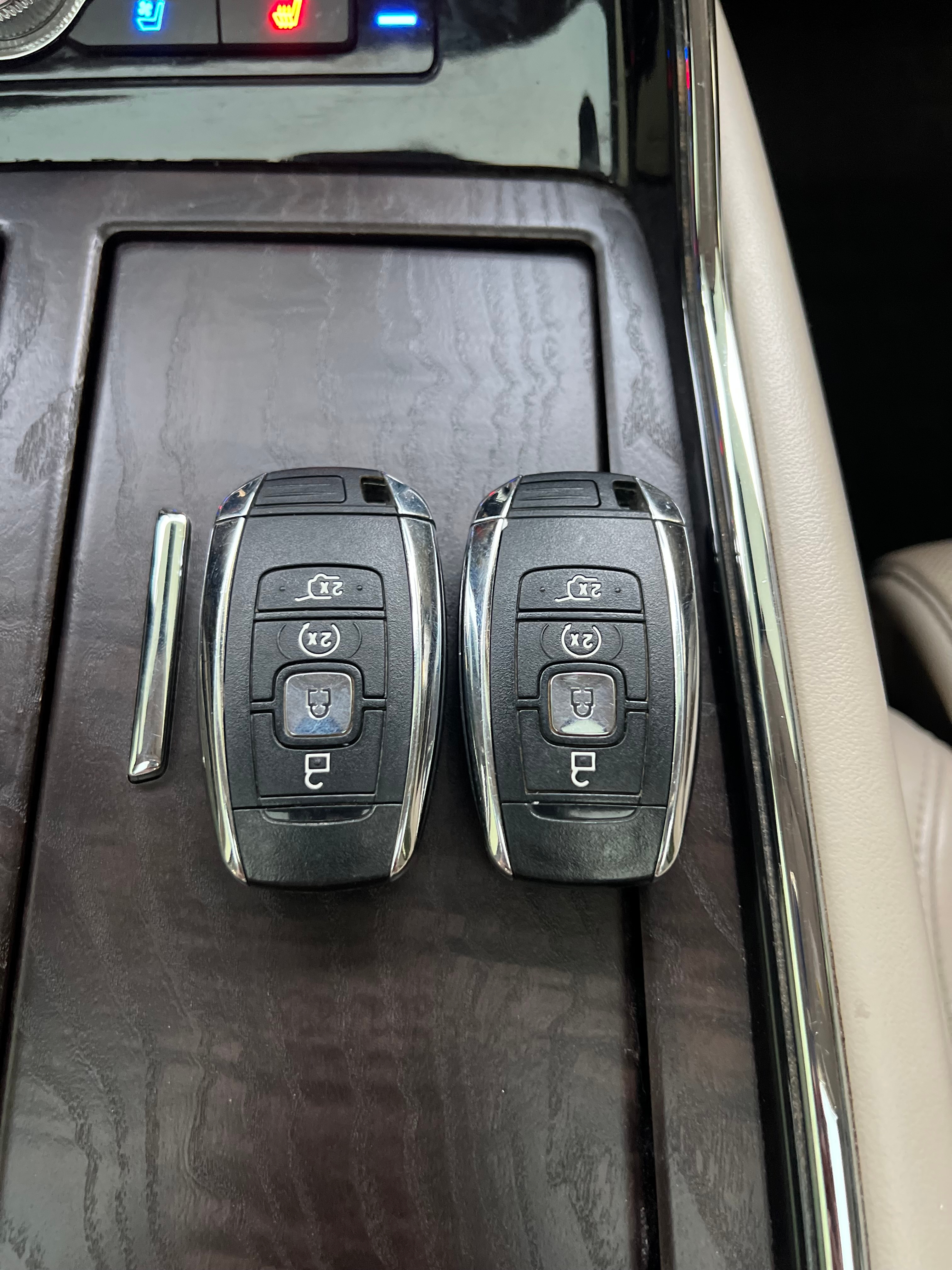 Bleu Lincoln Navigator L Luxury 2018