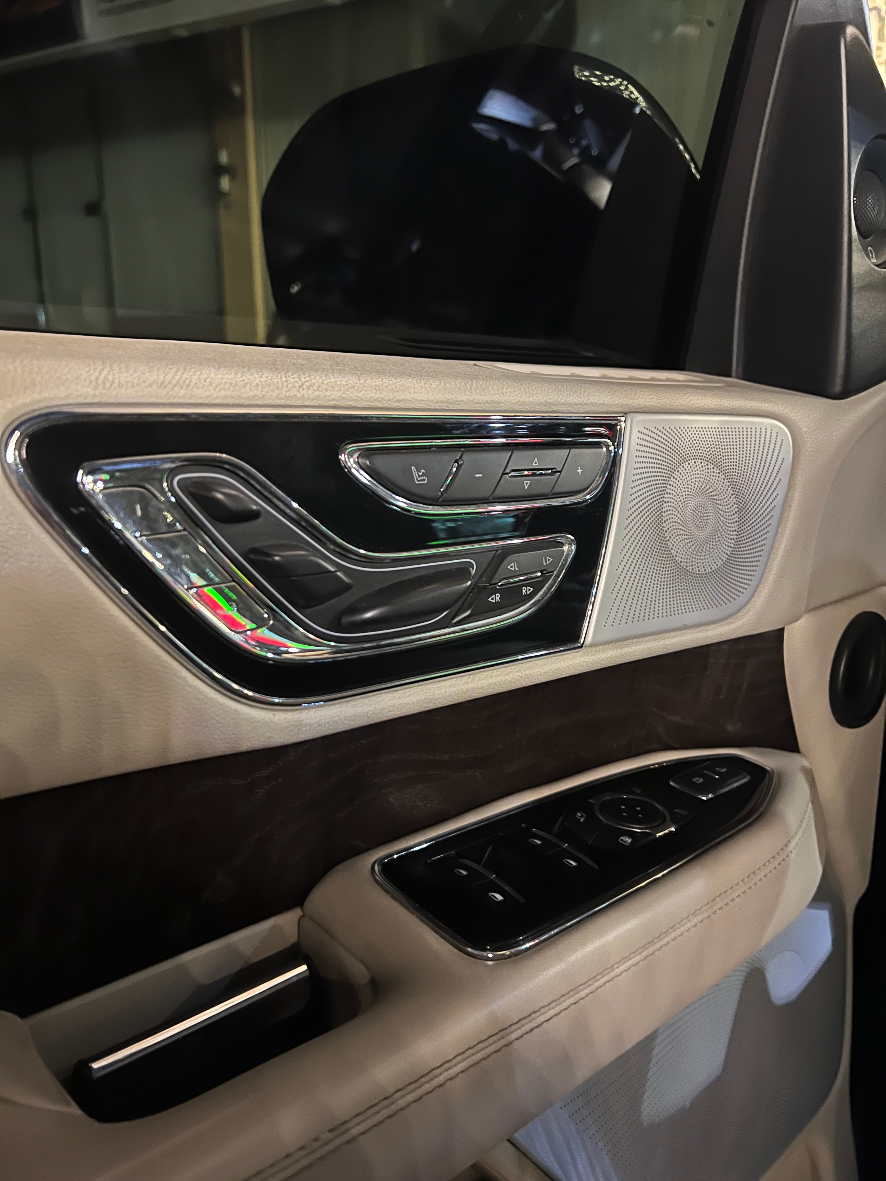 Bleu Lincoln Navigator L Luxury 2018