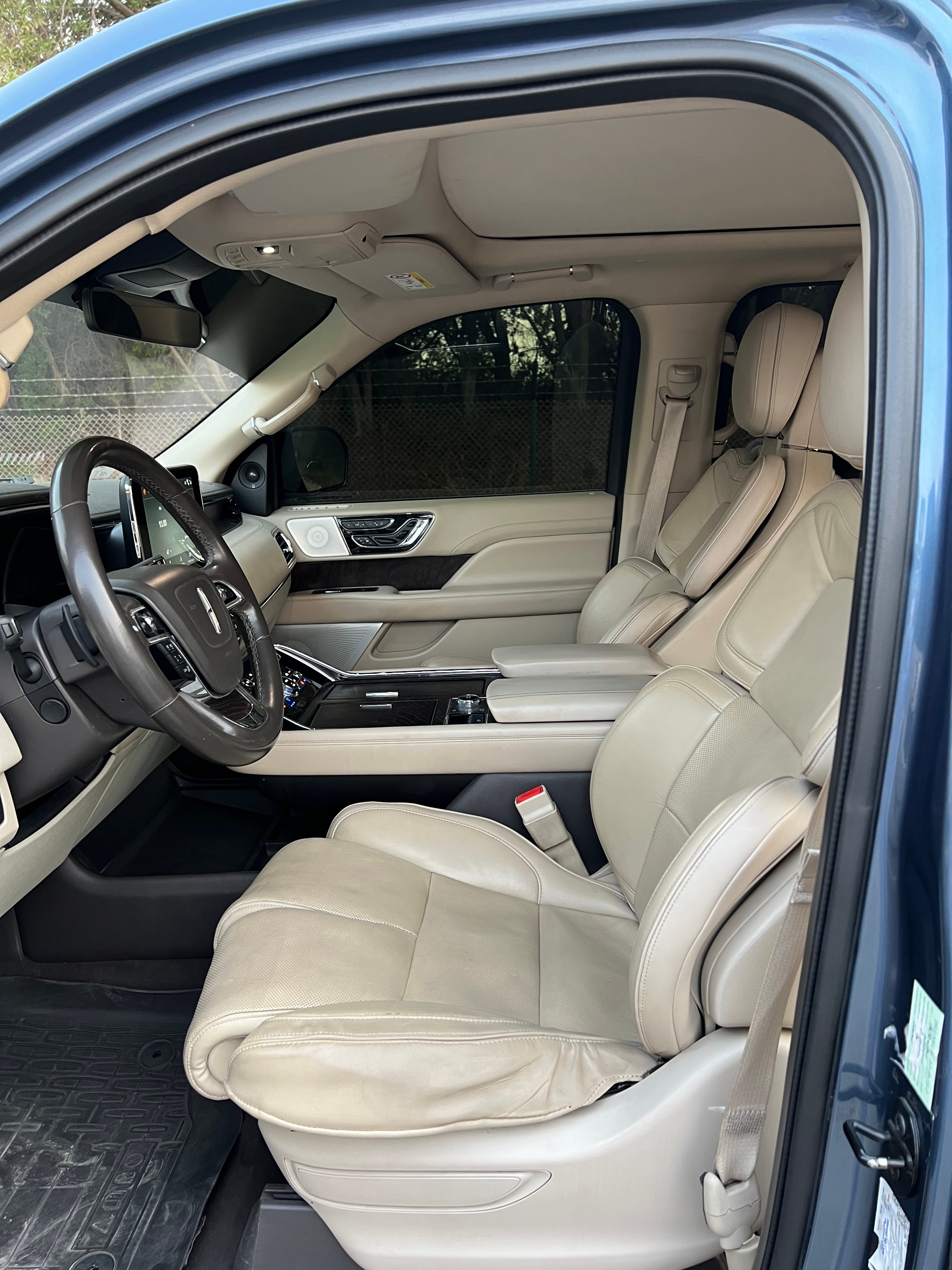 Bleu Lincoln Navigator L Luxury 2018