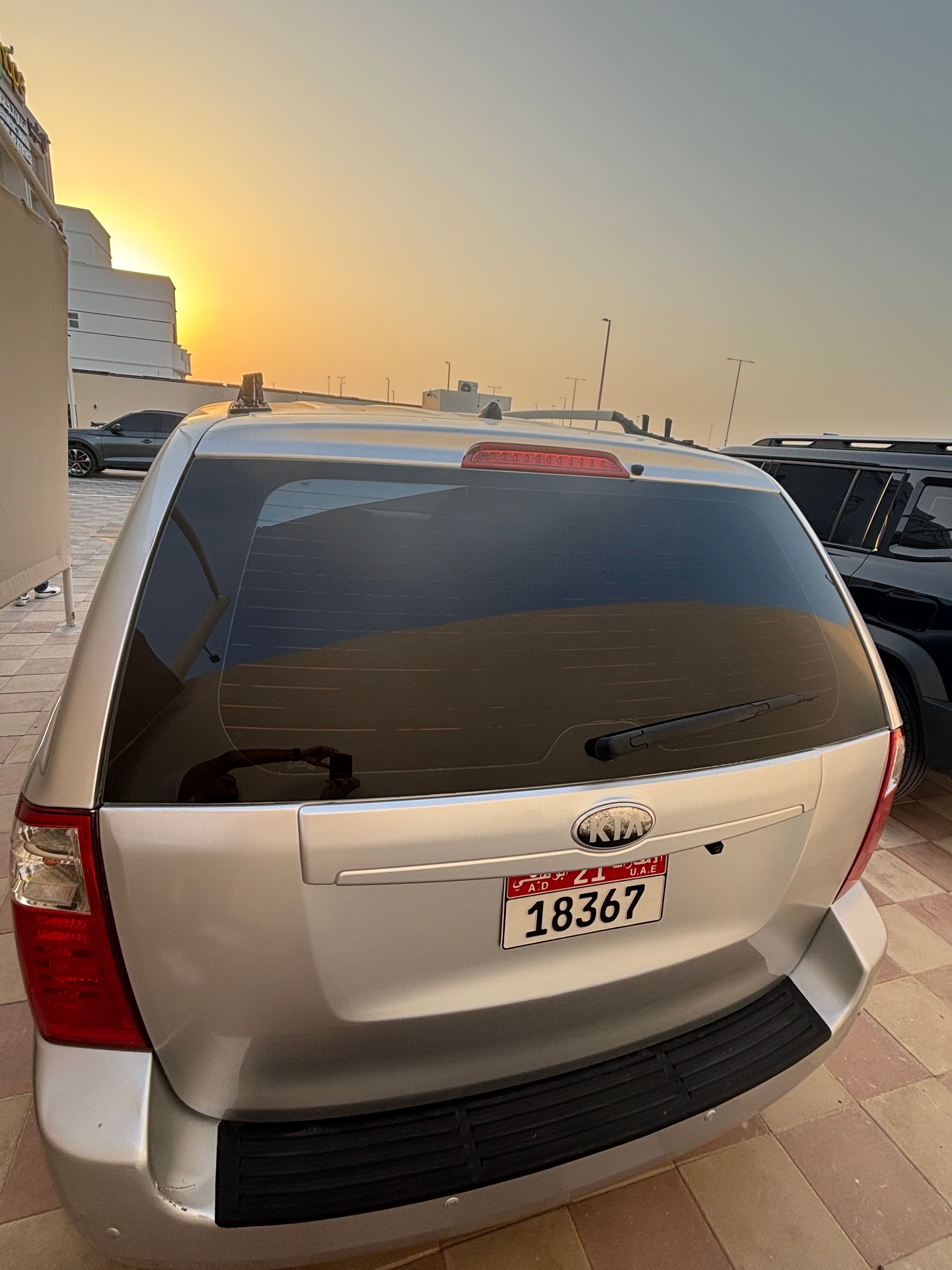 D'argento Kia Grand Carnival LX 2015