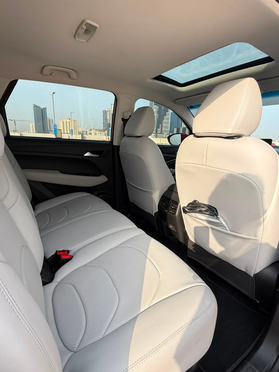 Red Chevrolet Captiva 7-Seater 2023