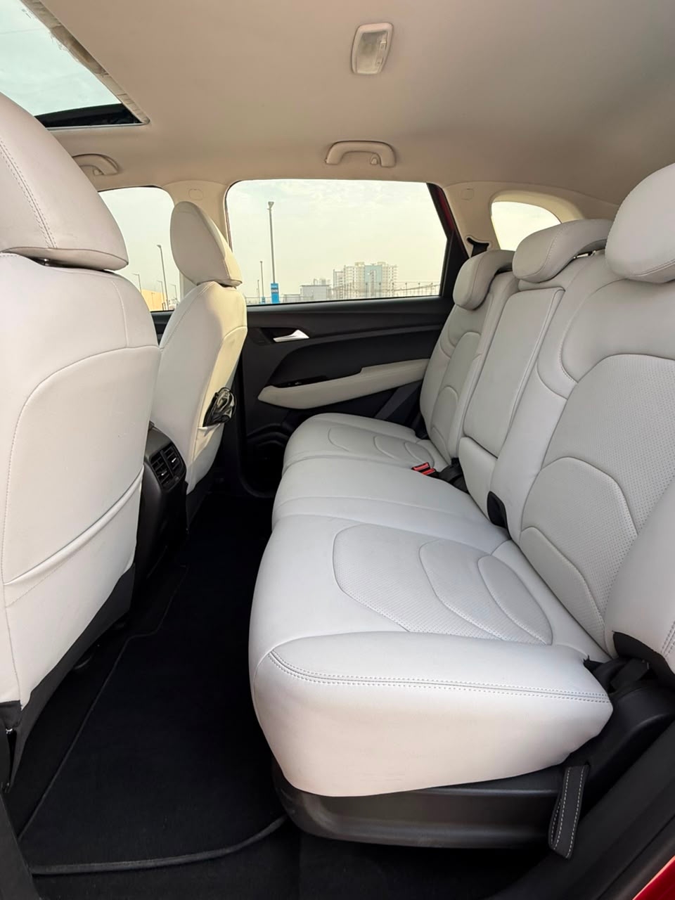 Red Chevrolet Captiva 7-Seater 2023
