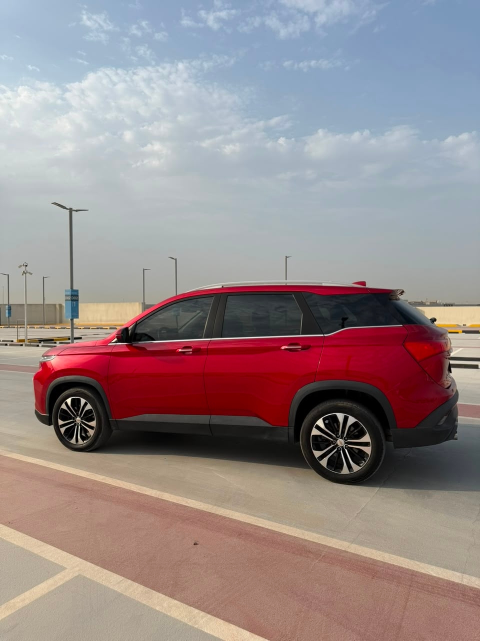 Red Chevrolet Captiva 7-Seater 2023