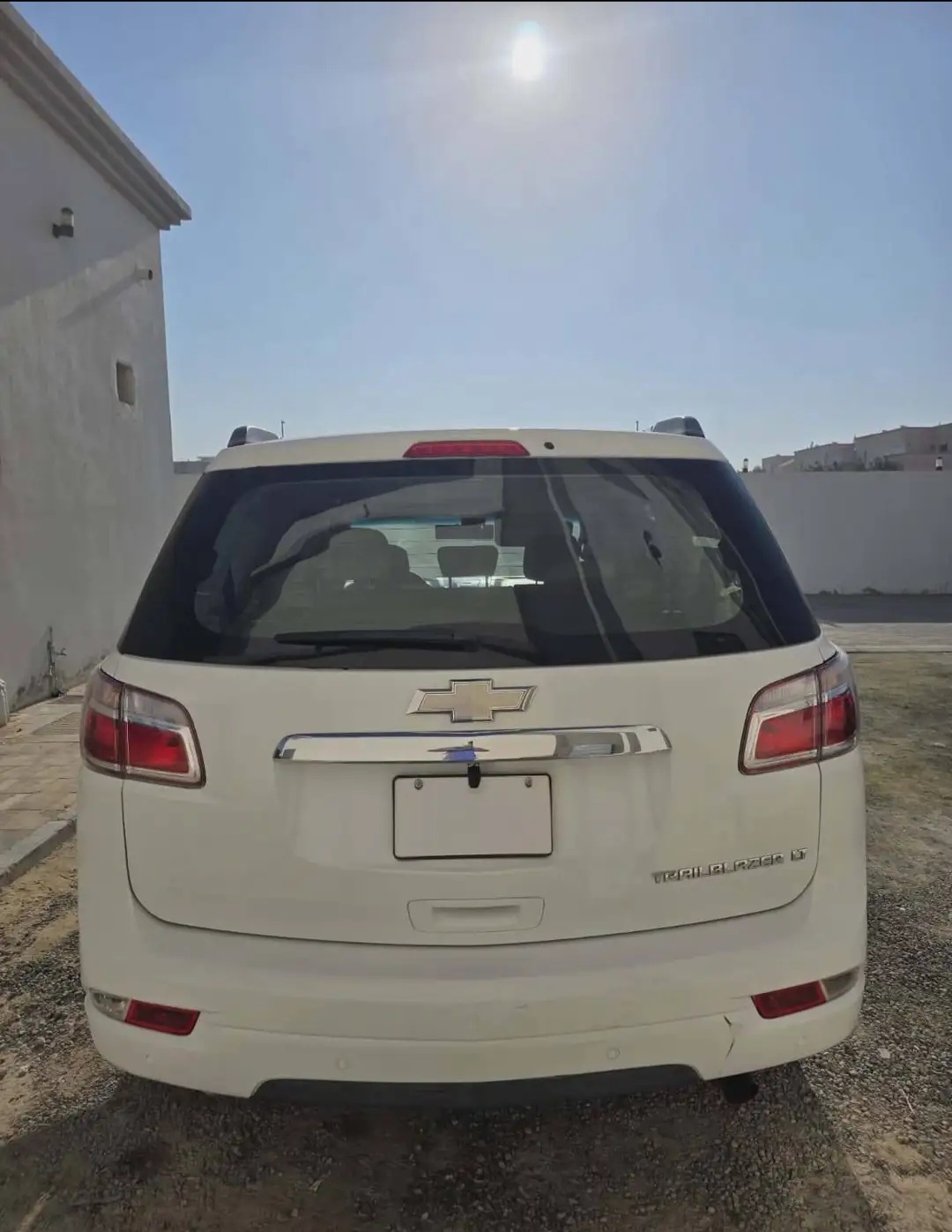 White Chevrolet Trailblazer LT 2013